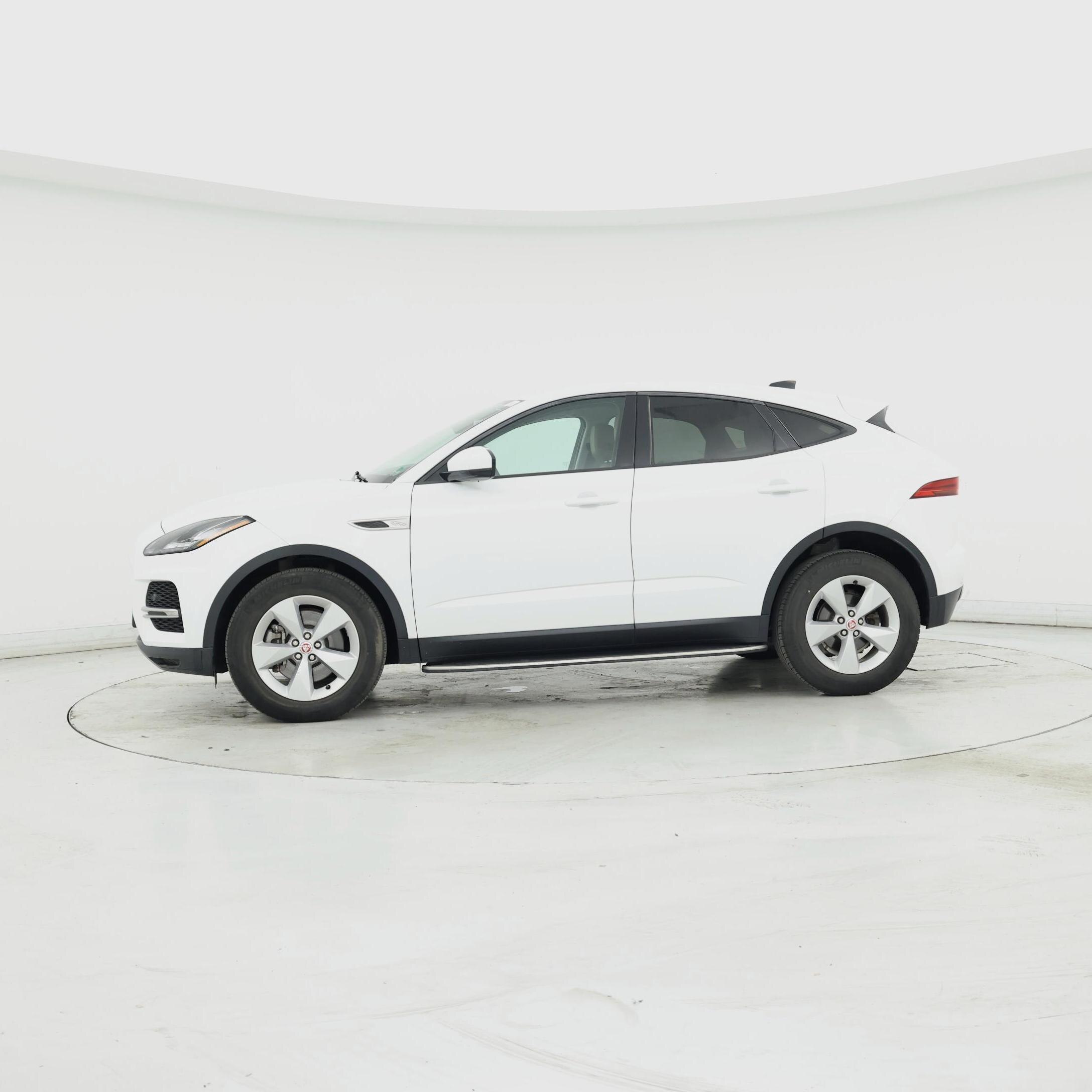 Thumbnail: 2022 Jaguar E-Pace - 3