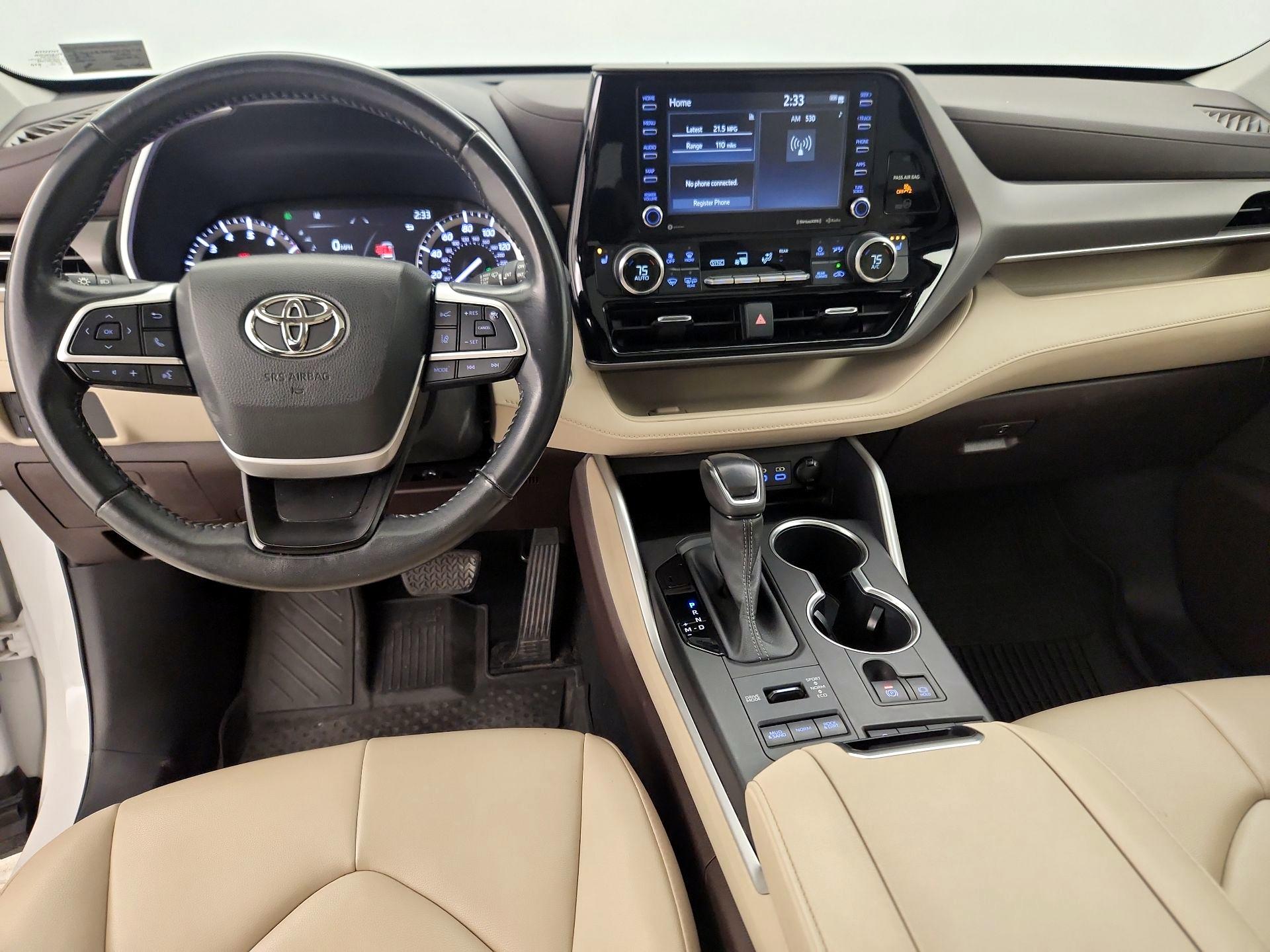 Thumbnail: 2022 Toyota Highlander - 9