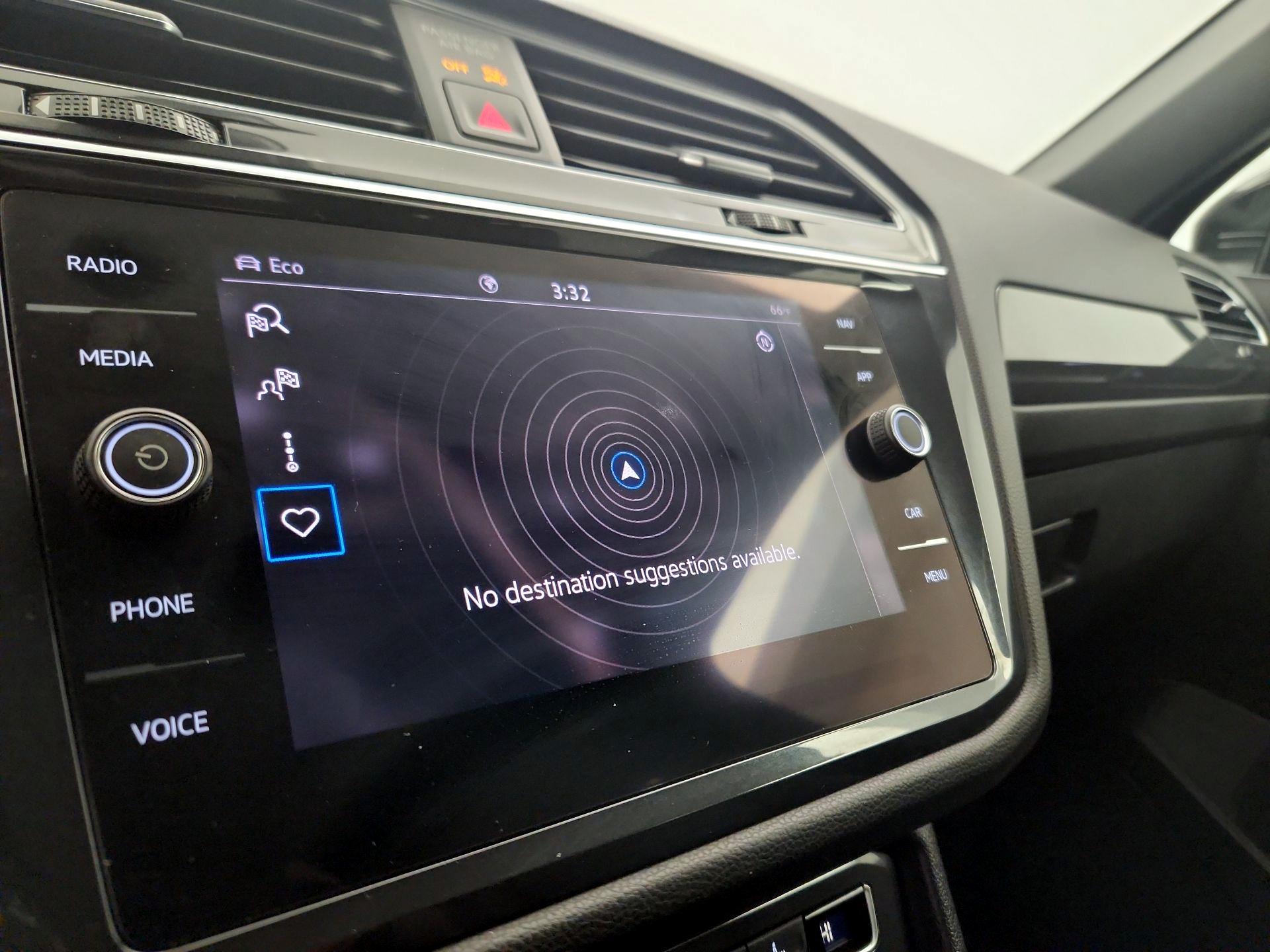 Thumbnail: 2021 Volkswagen Tiguan - 14