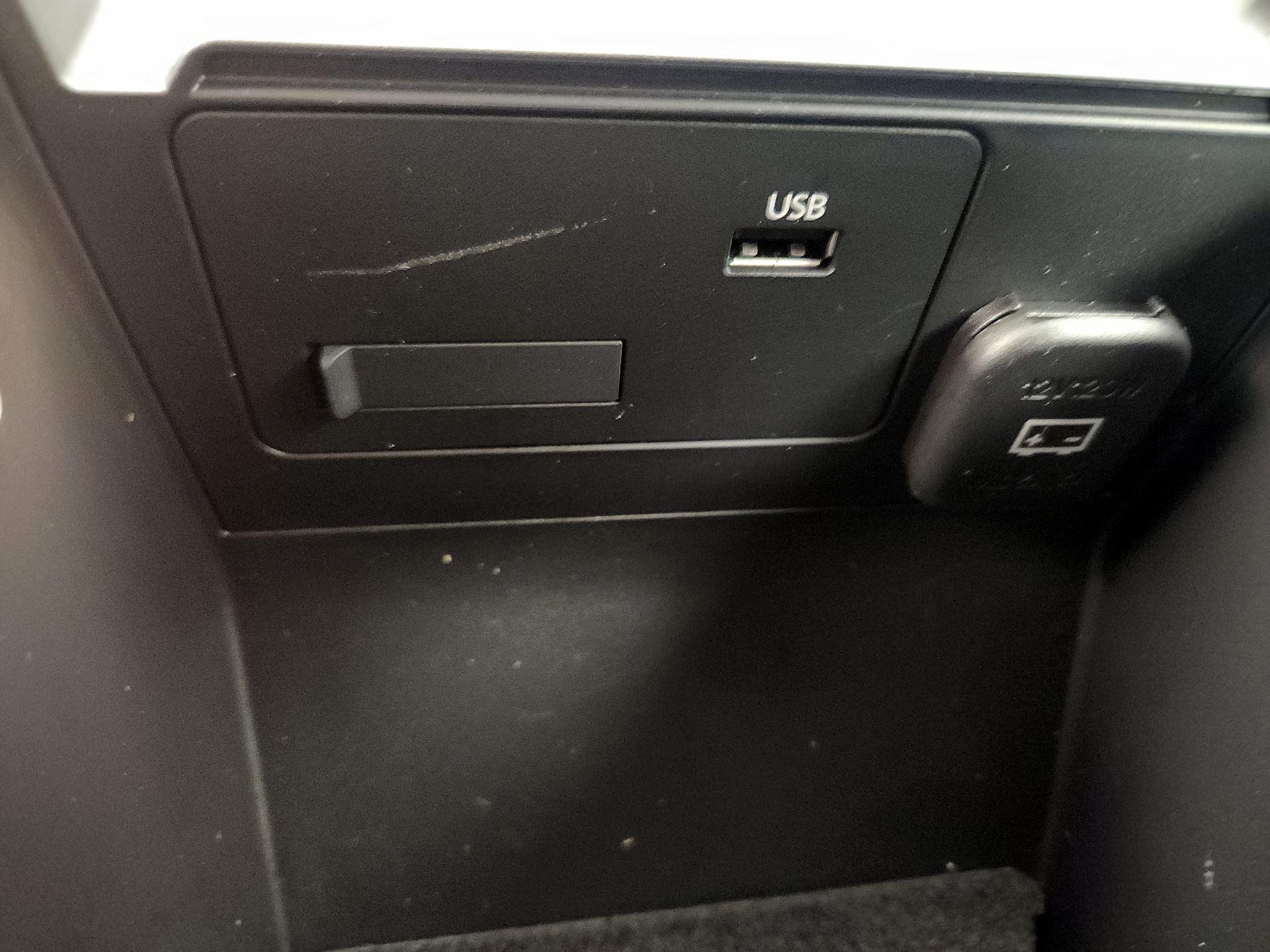 Thumbnail: 2021 Mazda Mazda3 - 18