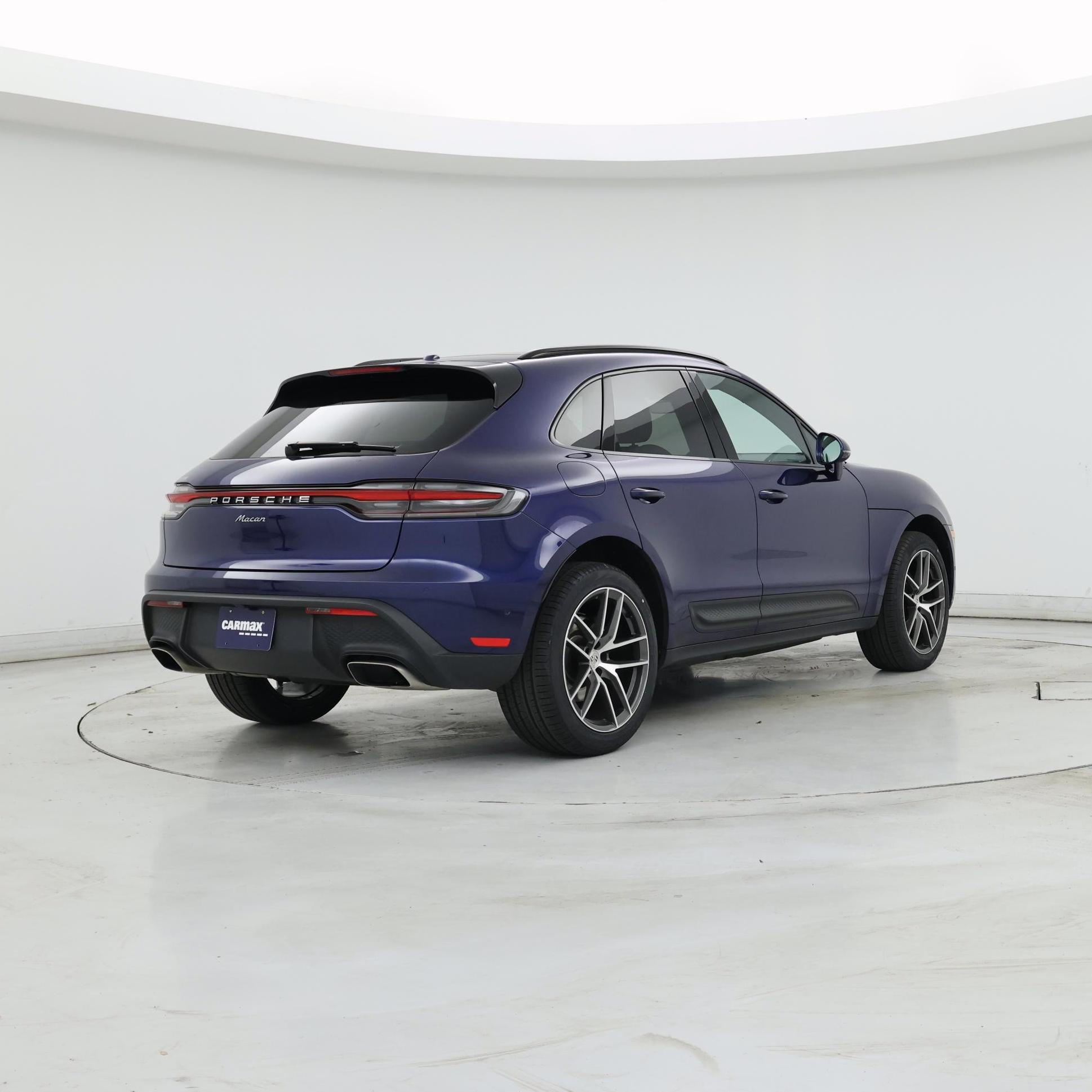Thumbnail: 2023 Porsche Macan - 8