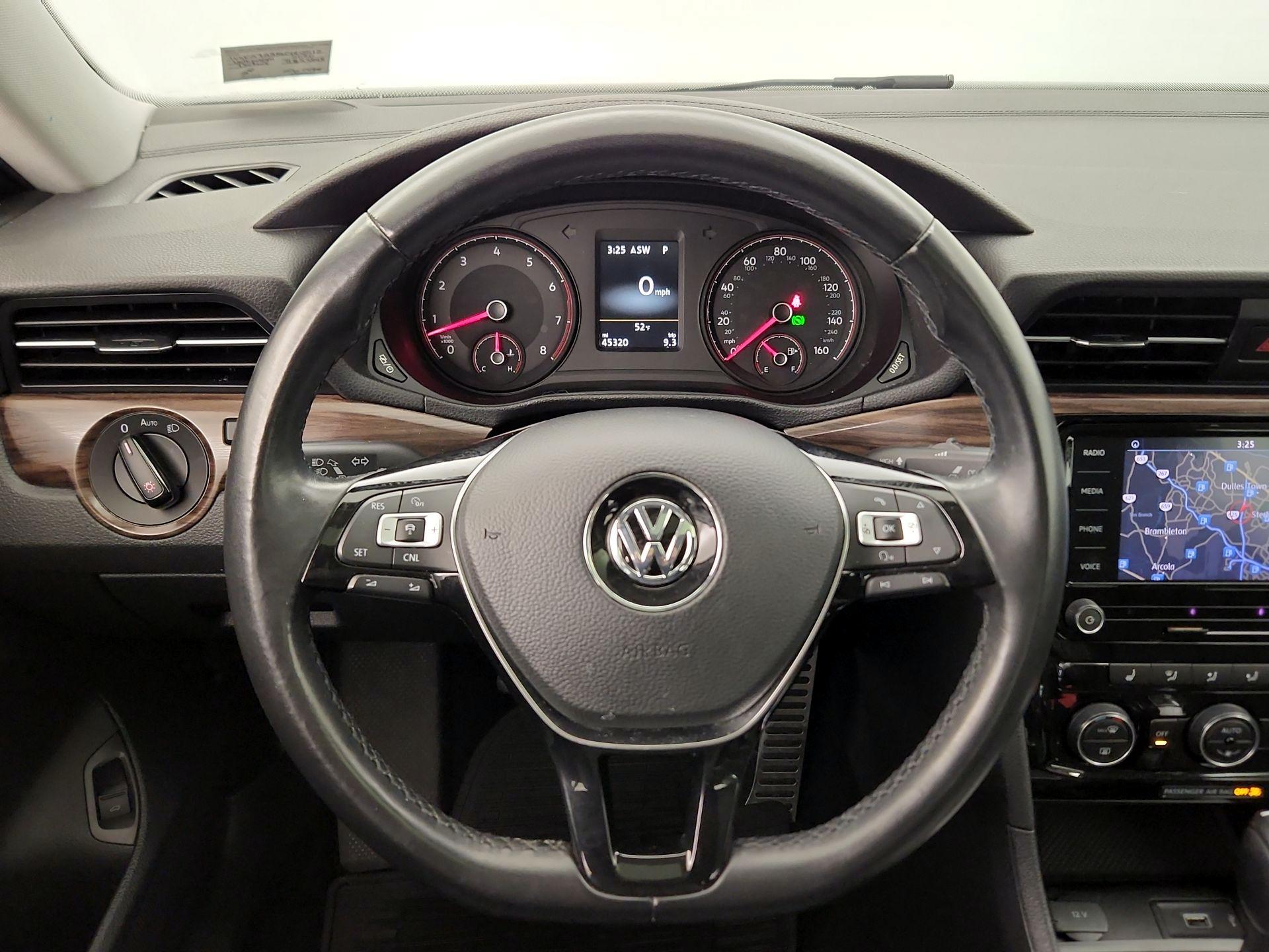 Thumbnail: 2020 Volkswagen Passat - 10