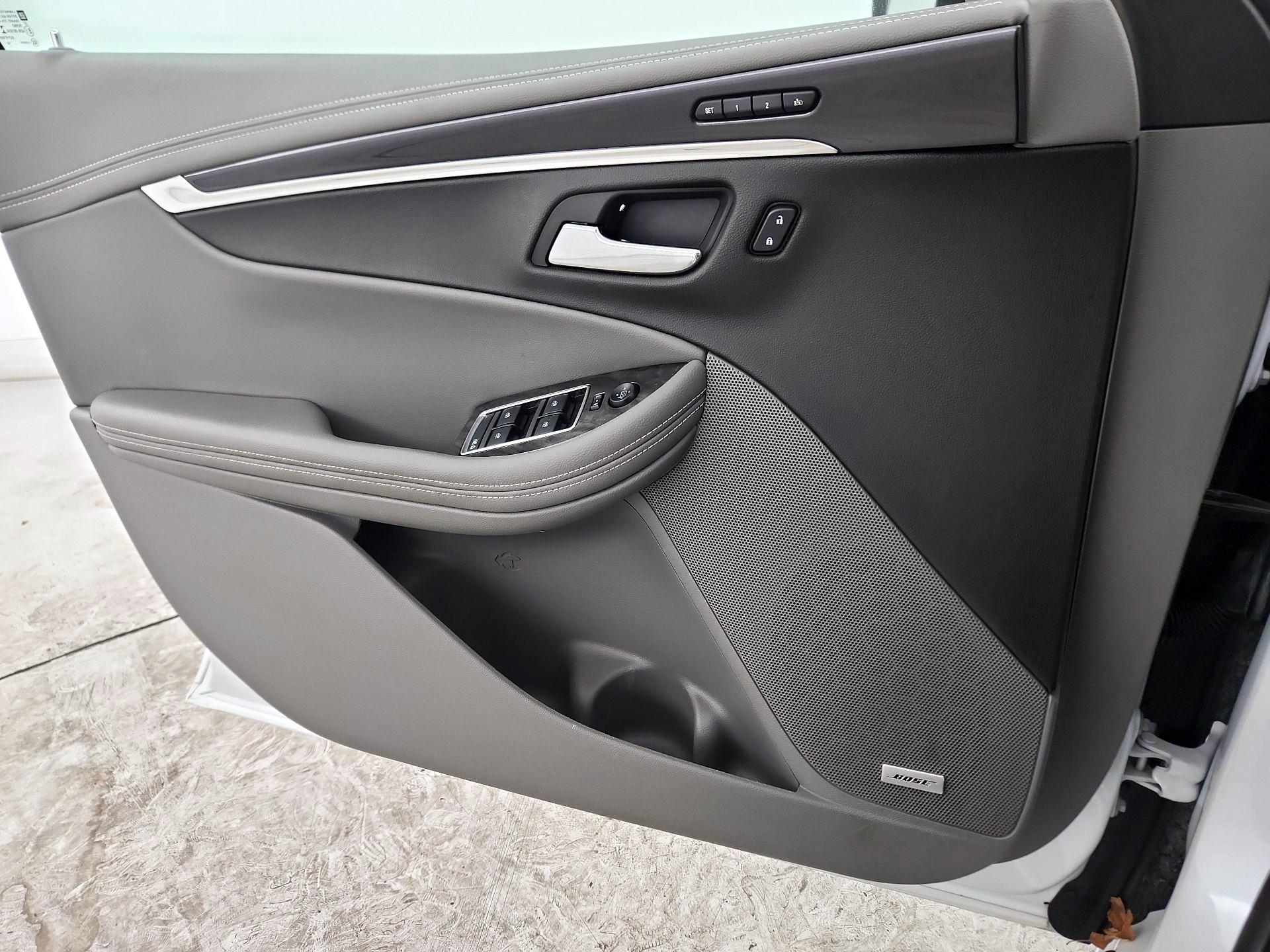 Thumbnail: 2015 Chevrolet Impala - 12