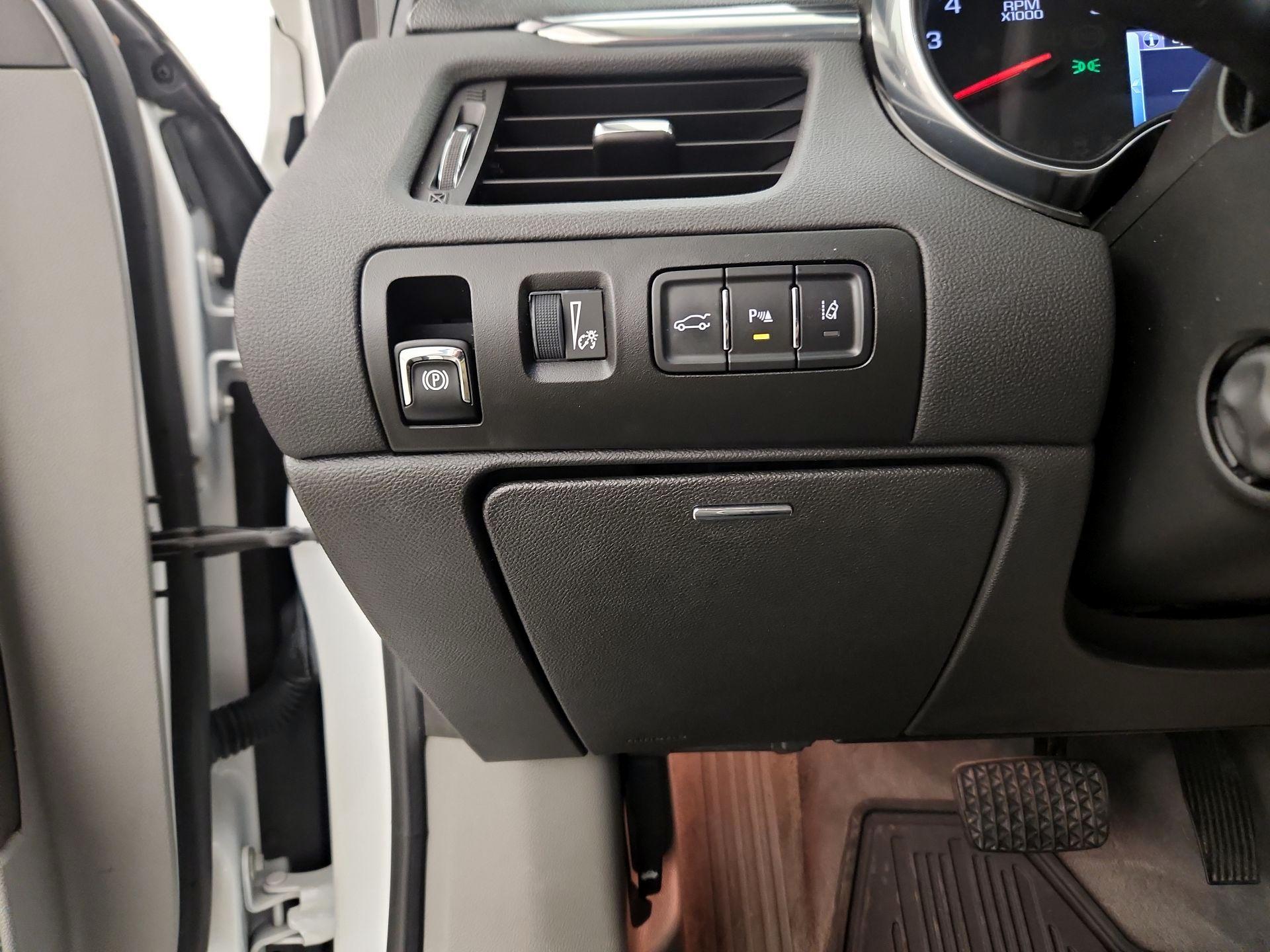 Thumbnail: 2015 Chevrolet Impala - 13