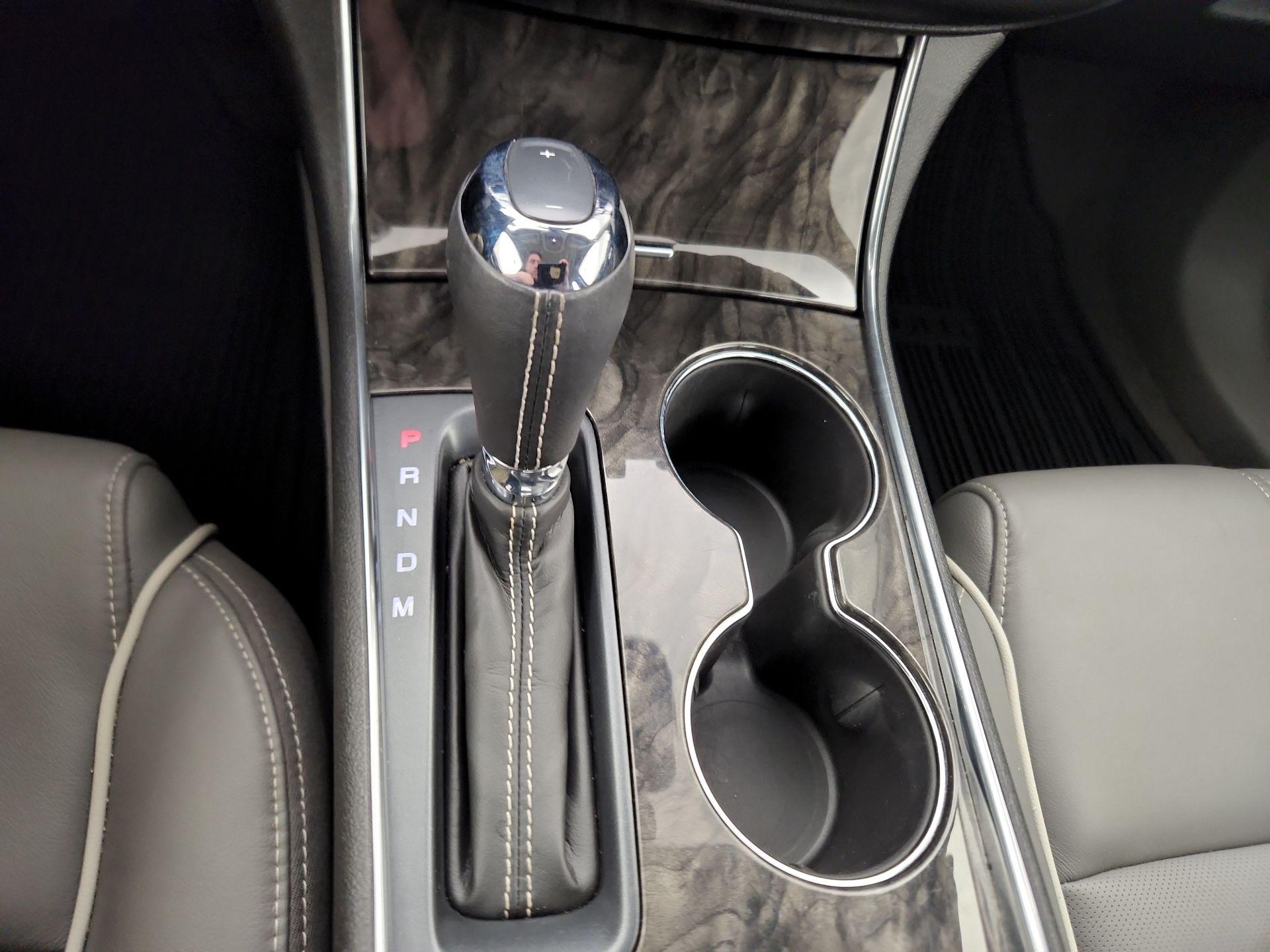 Thumbnail: 2015 Chevrolet Impala - 17