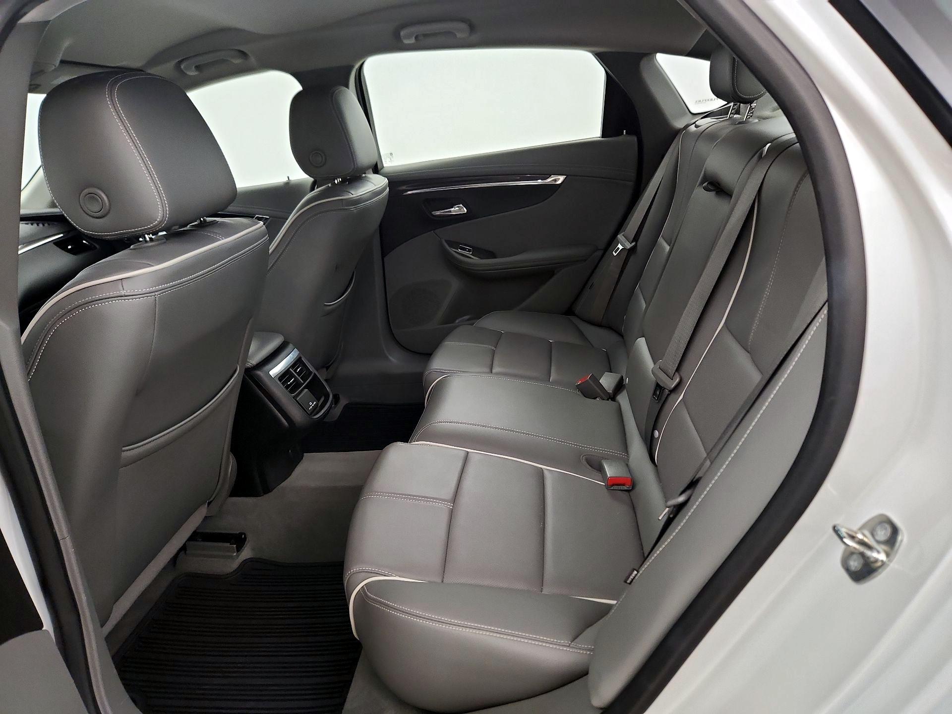 Thumbnail: 2015 Chevrolet Impala - 18