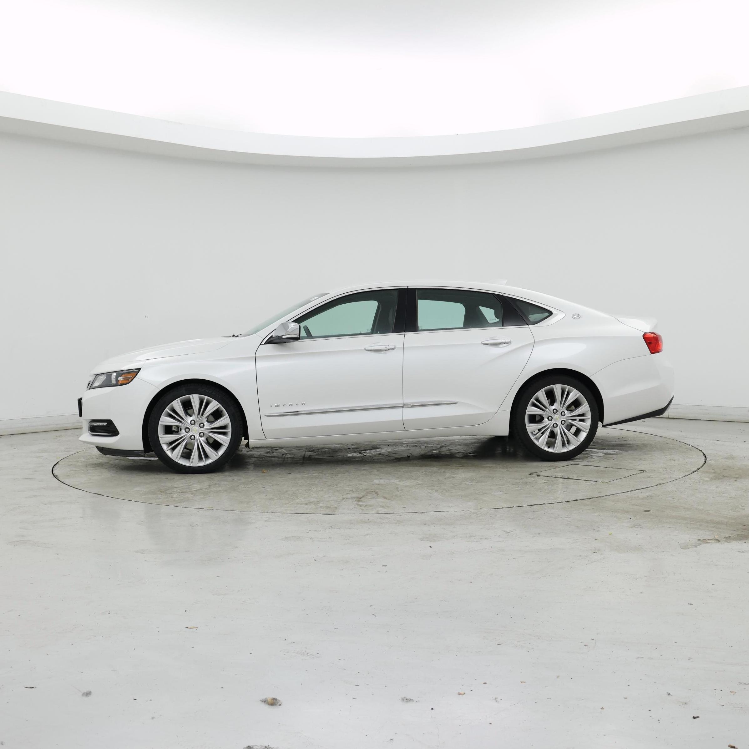 Thumbnail: 2015 Chevrolet Impala - 3