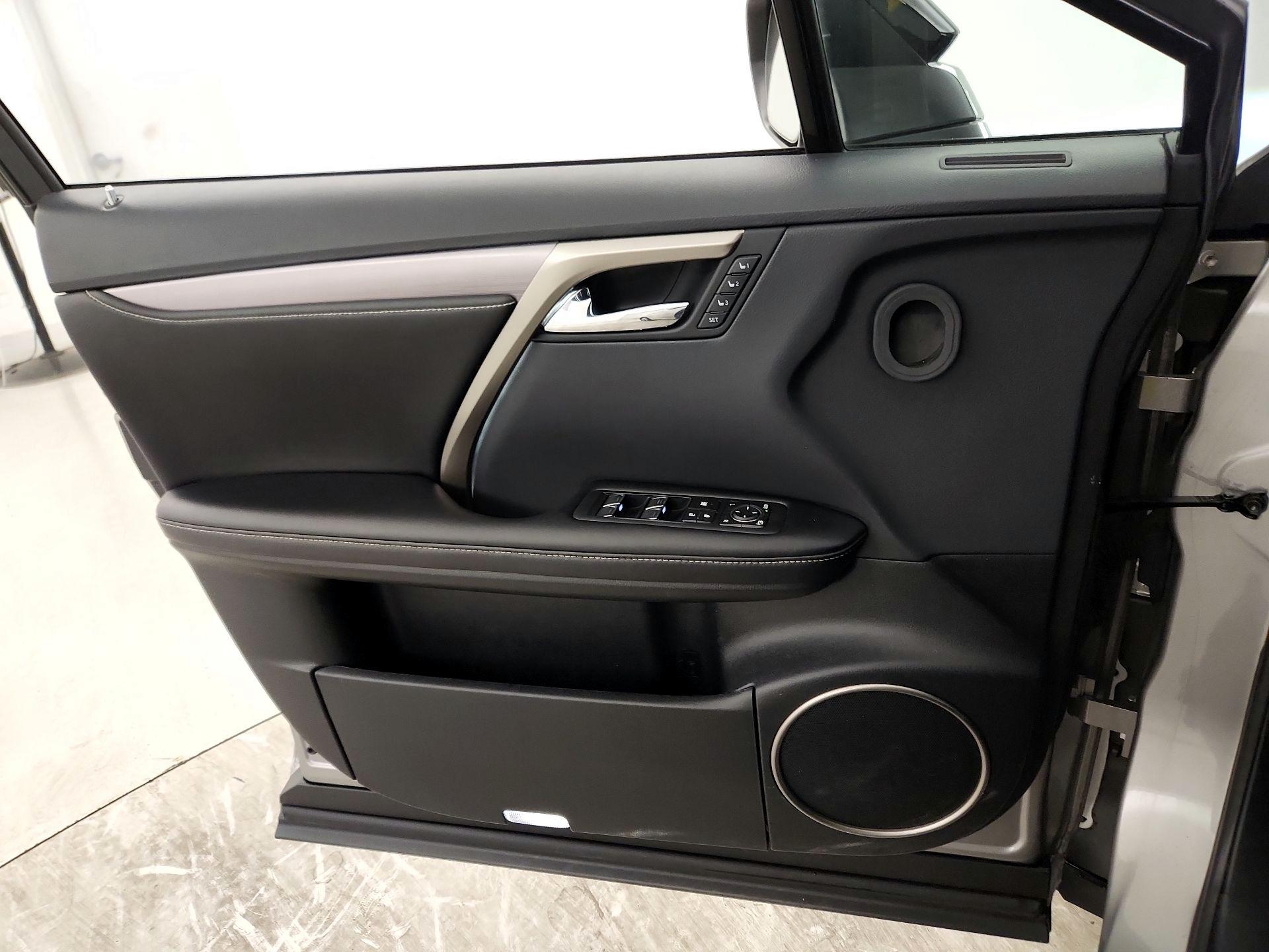 Thumbnail: 2020 Lexus RX - 12