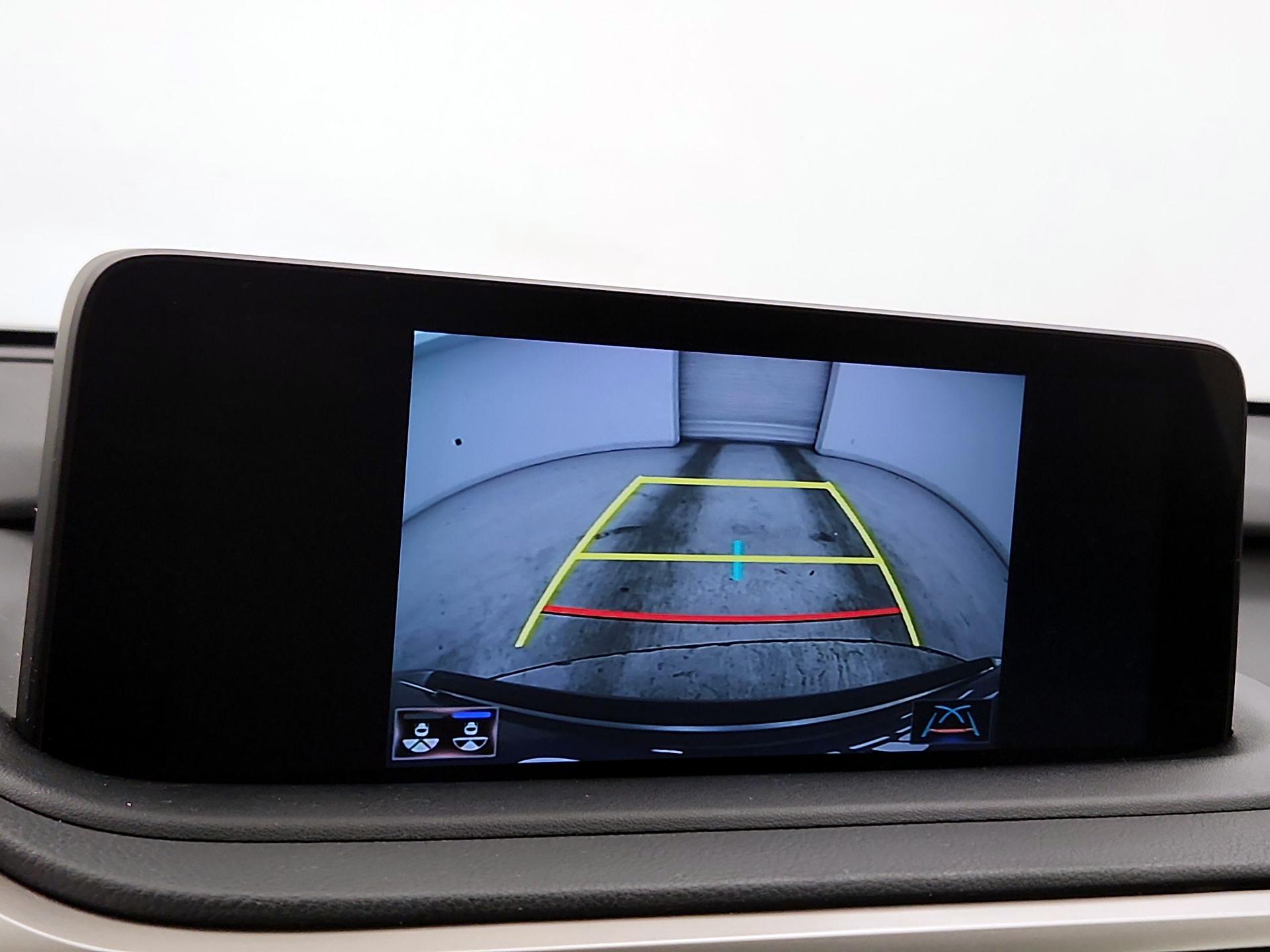 Thumbnail: 2020 Lexus RX - 15