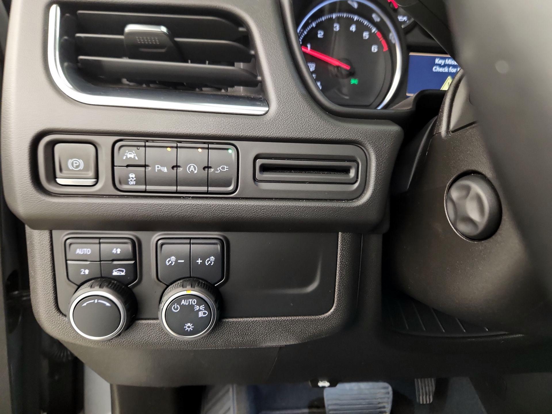 Thumbnail: 2021 Chevrolet Tahoe - 13