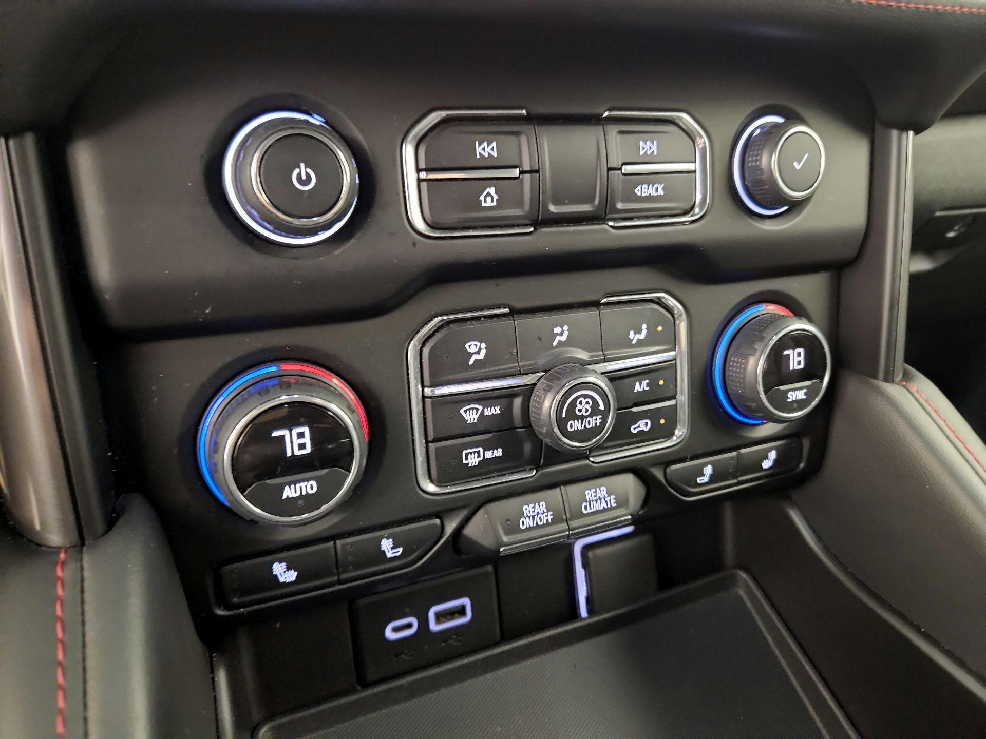 Thumbnail: 2021 Chevrolet Tahoe - 16