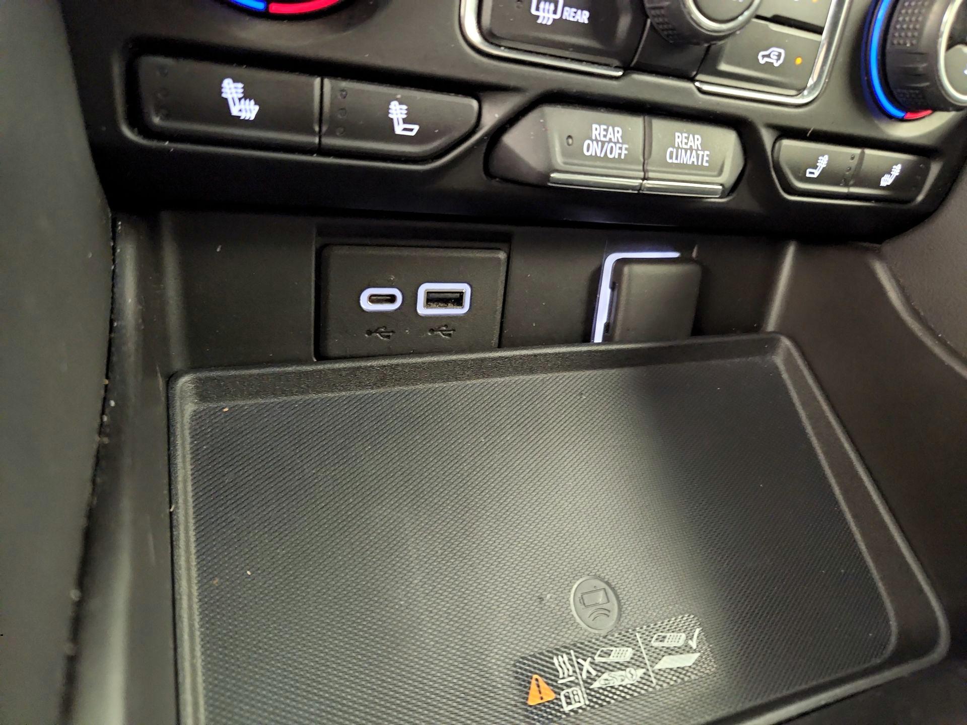 Thumbnail: 2021 Chevrolet Tahoe - 18