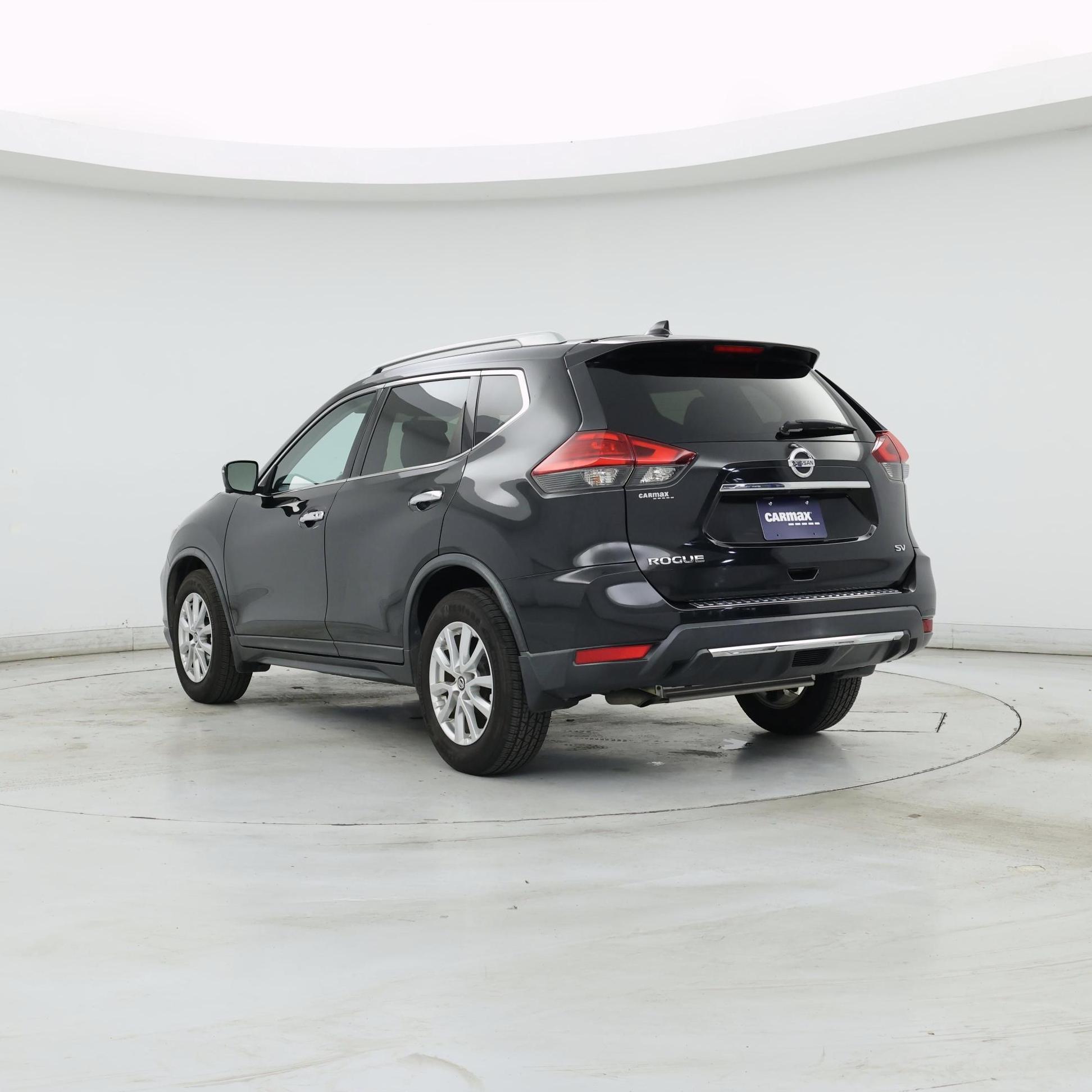 Thumbnail: 2017 Nissan Rogue - 2