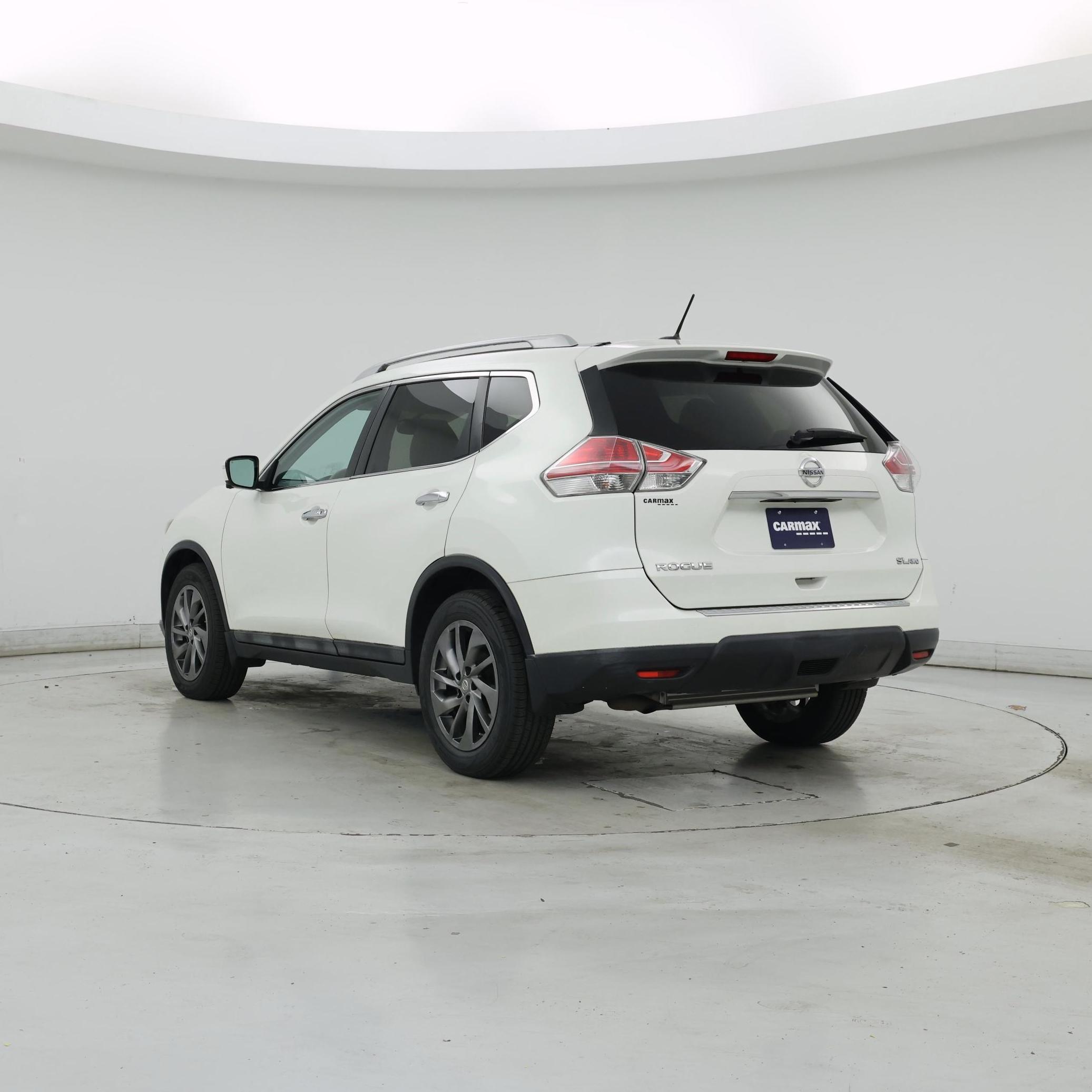 Thumbnail: 2015 Nissan Rogue - 2