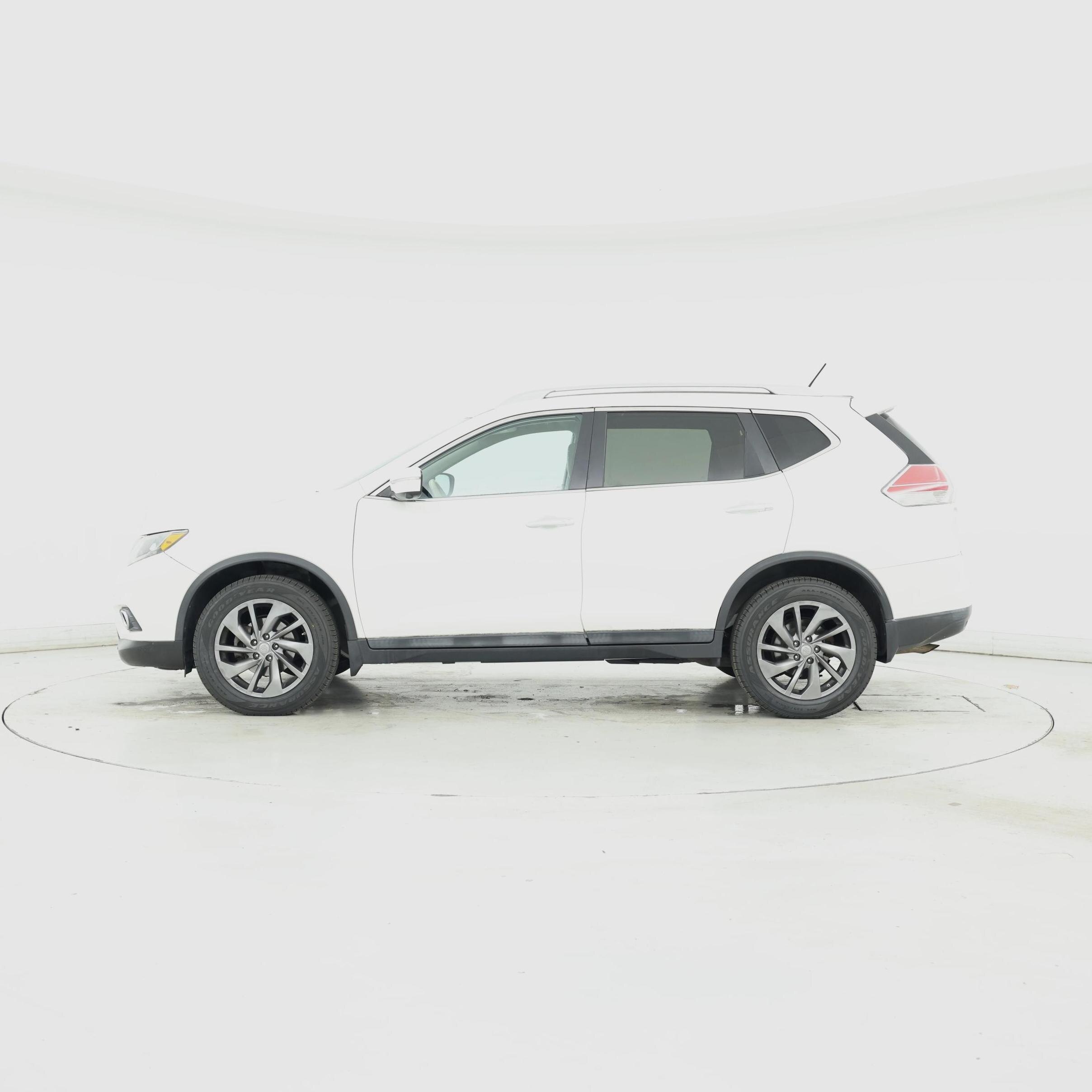 Thumbnail: 2015 Nissan Rogue - 3