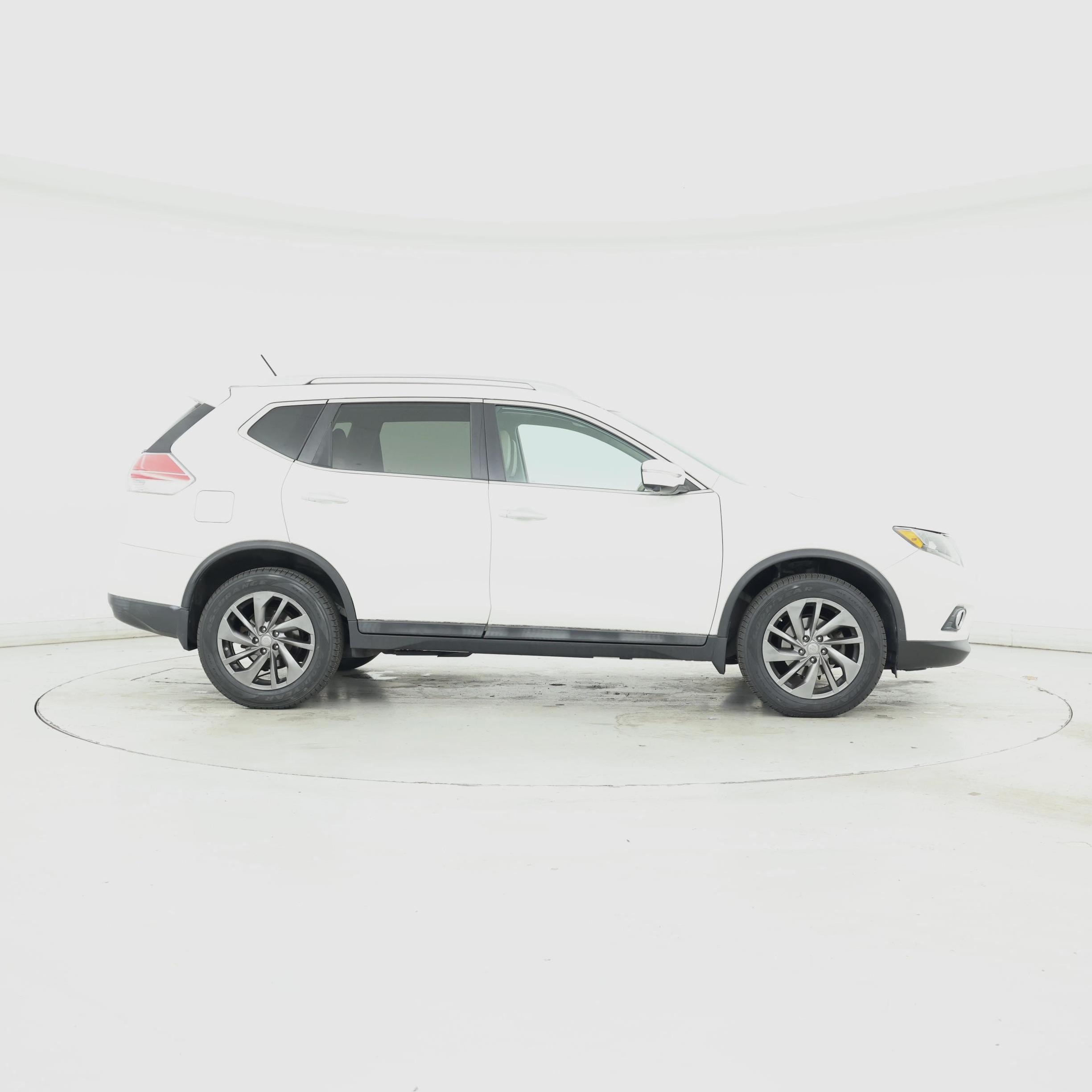 Thumbnail: 2015 Nissan Rogue - 7