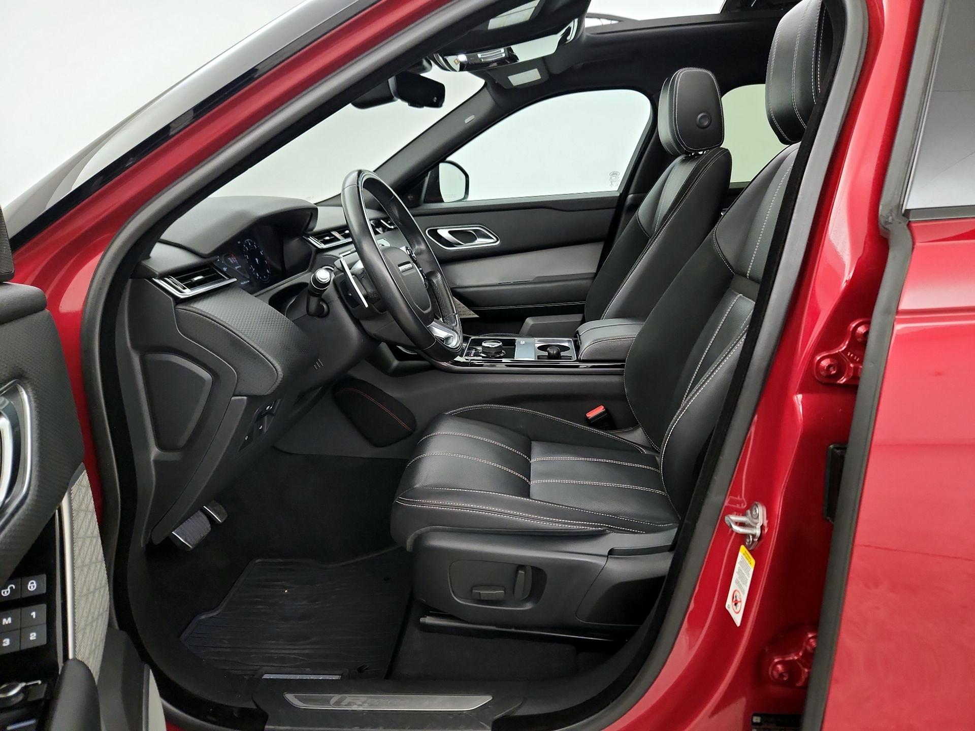 Thumbnail: 2018 Land Rover Range Rover Velar - 11