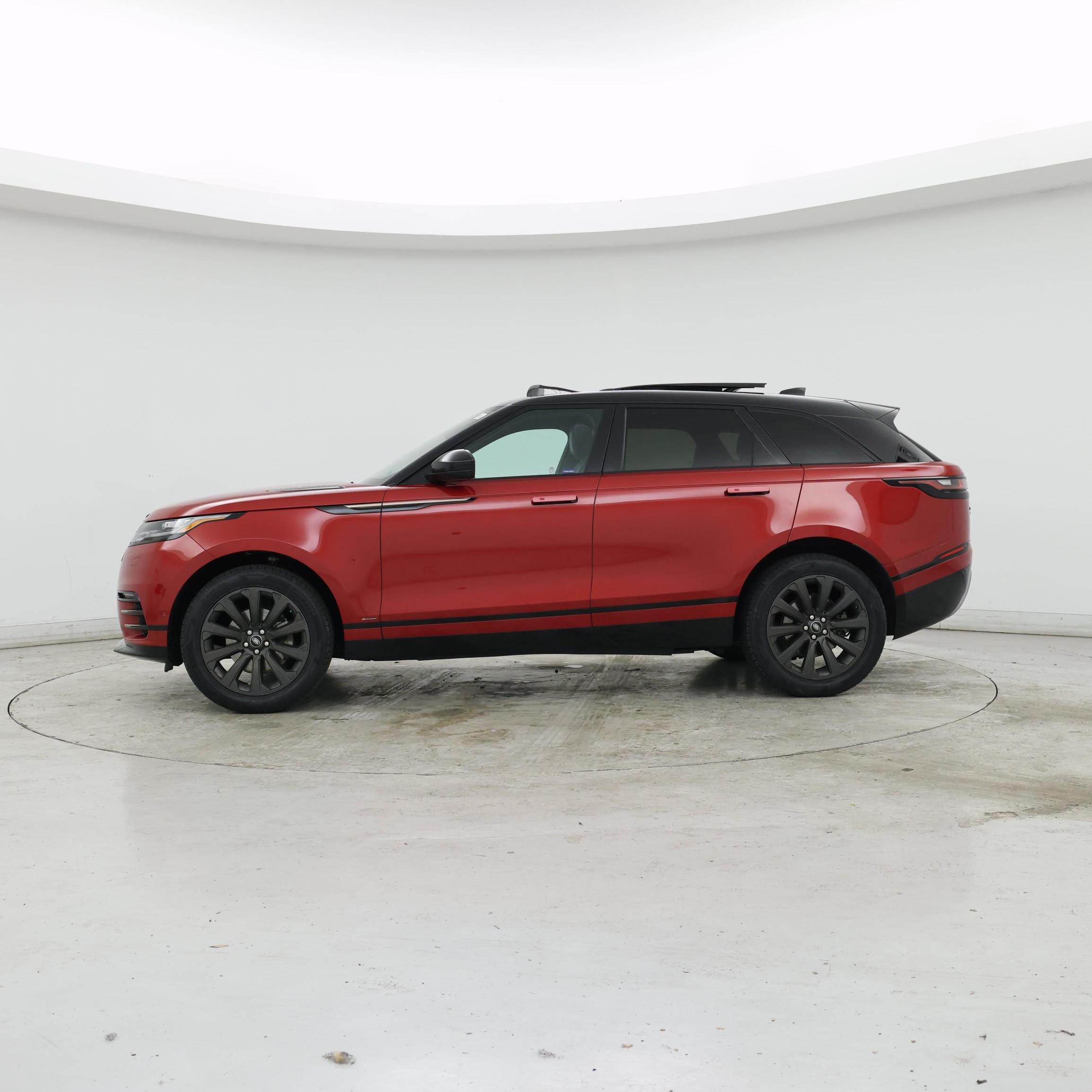 Thumbnail: 2018 Land Rover Range Rover Velar - 3