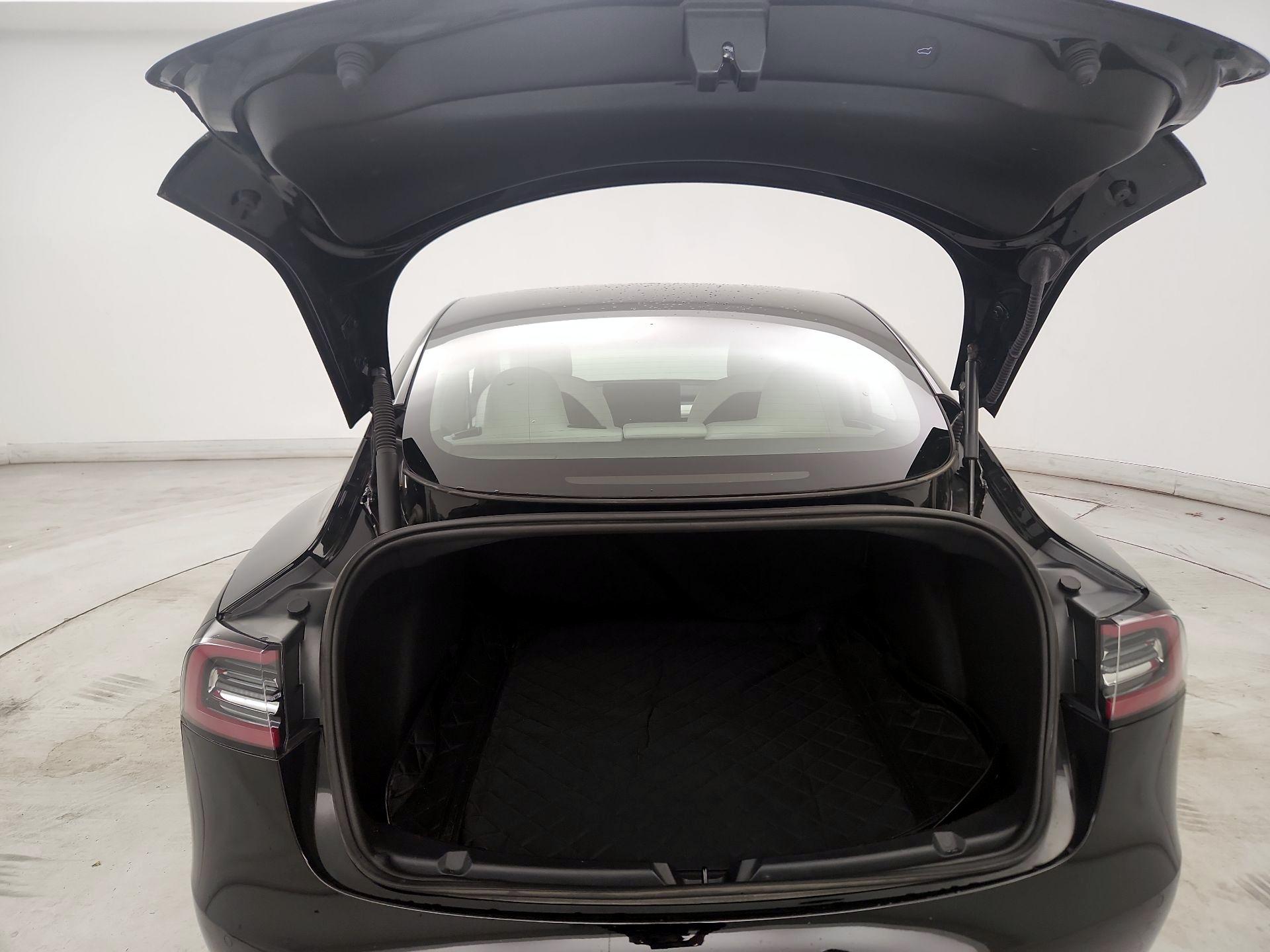 Thumbnail: 2021 Tesla Model 3 - 20