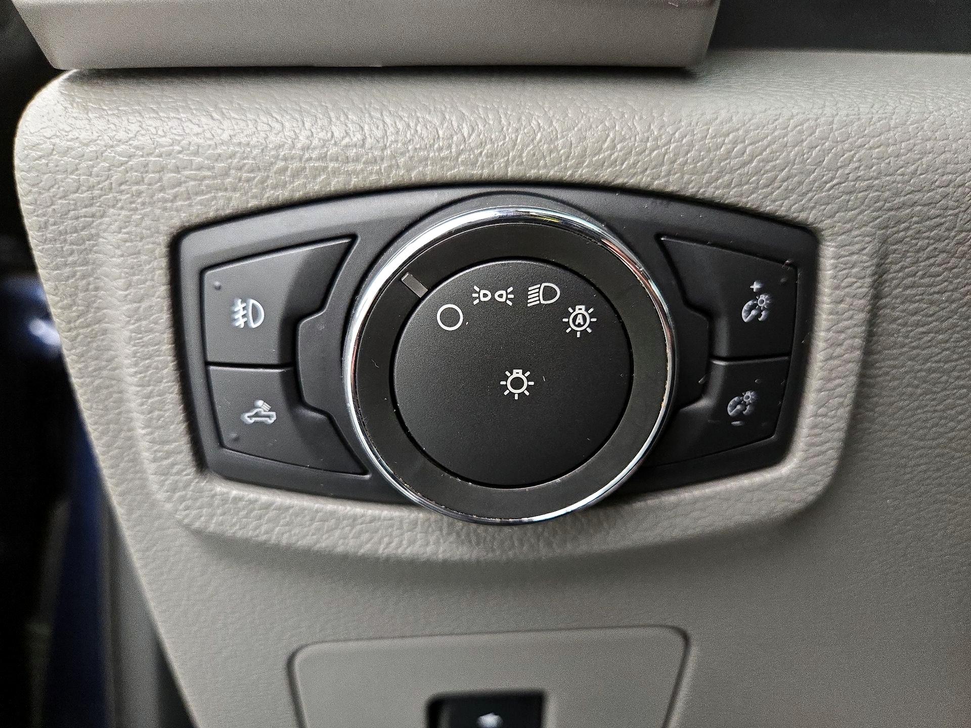 Thumbnail: 2016 Ford F-150 - 13