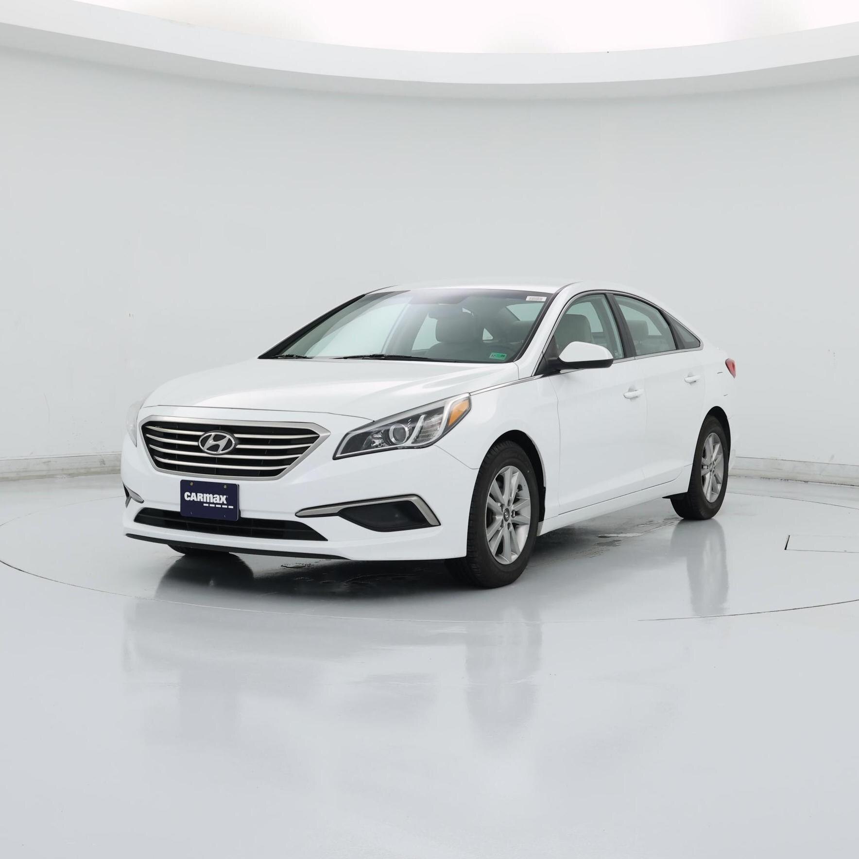 Thumbnail: 2016 Hyundai Sonata - 4
