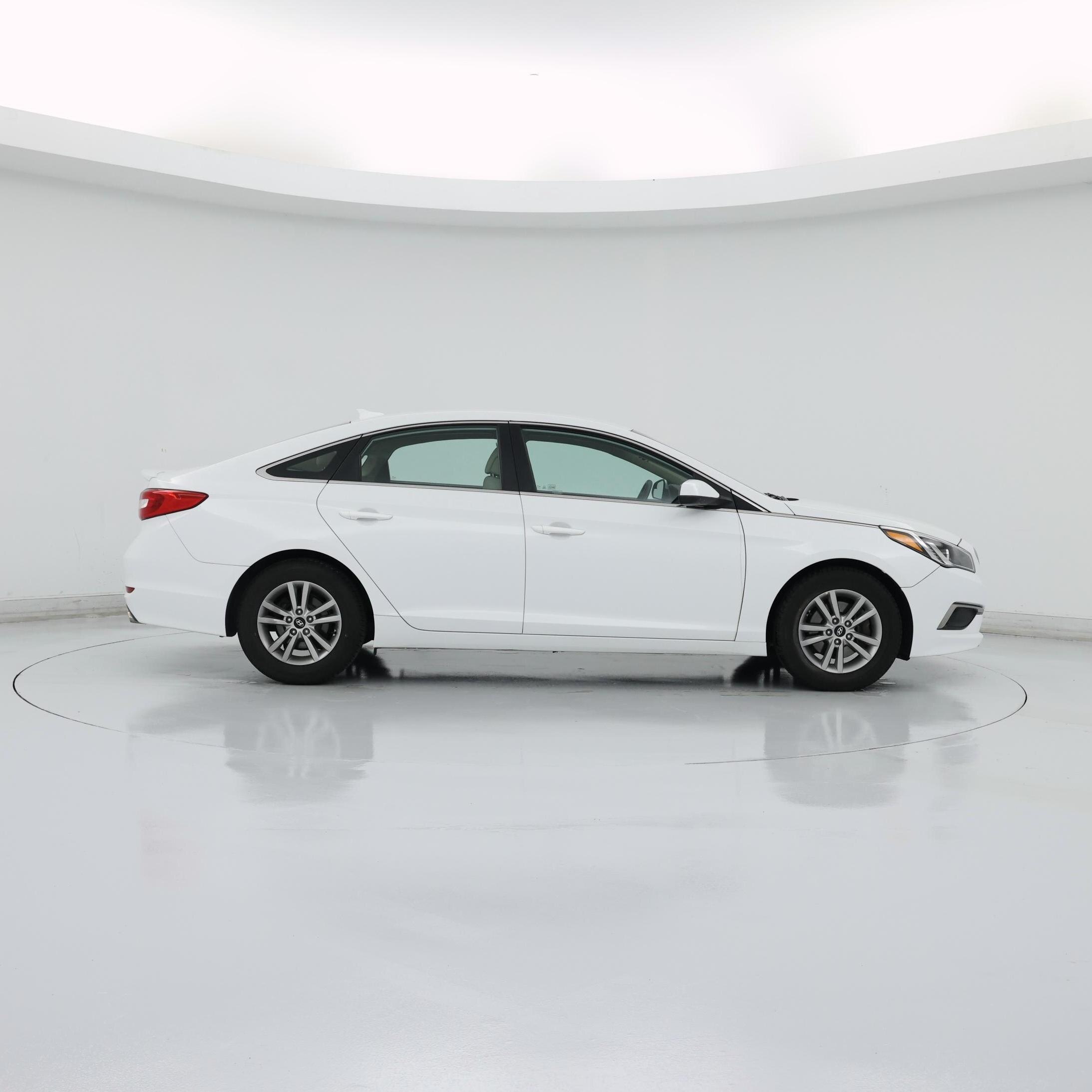 Thumbnail: 2016 Hyundai Sonata - 7