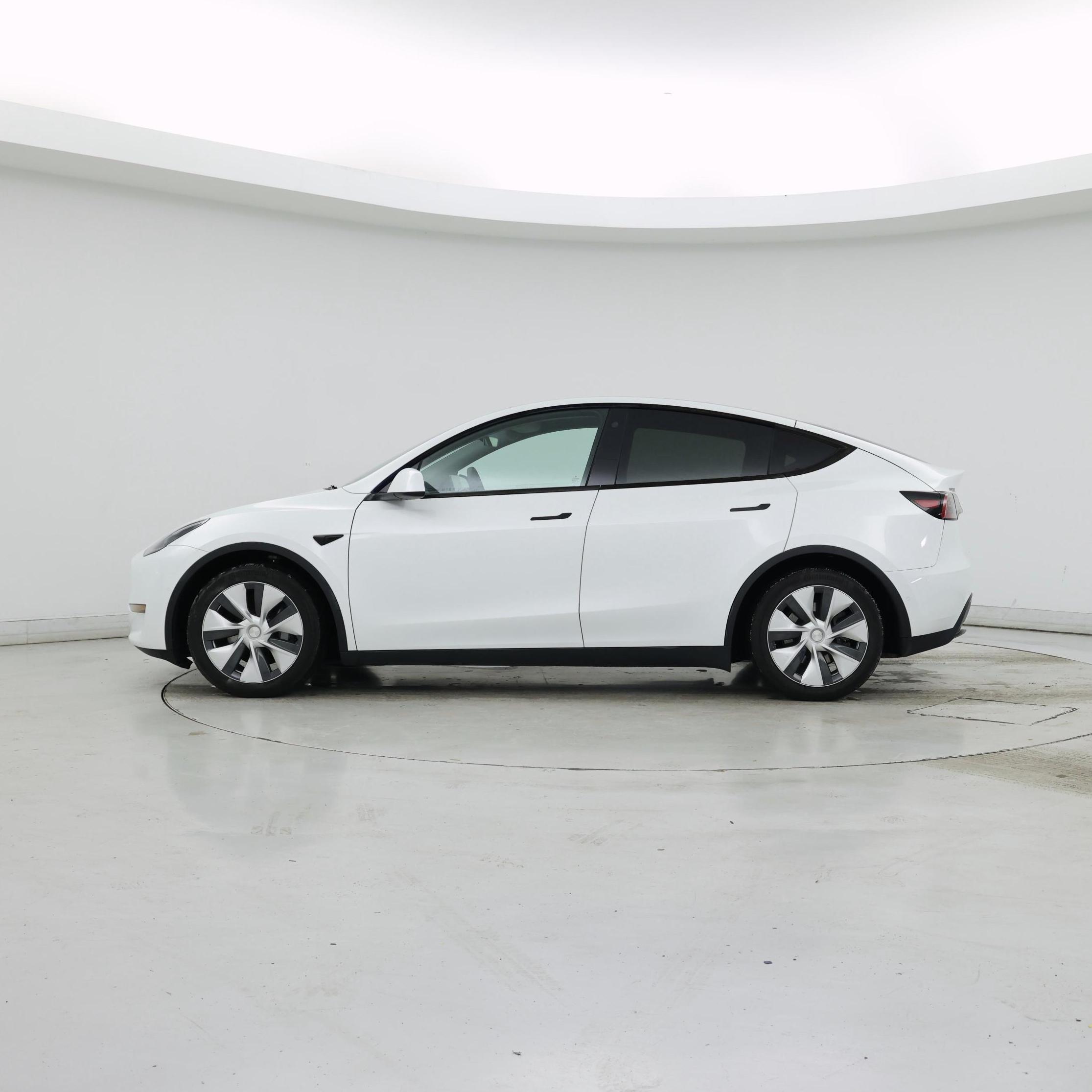 Thumbnail: 2021 Tesla Model Y - 3