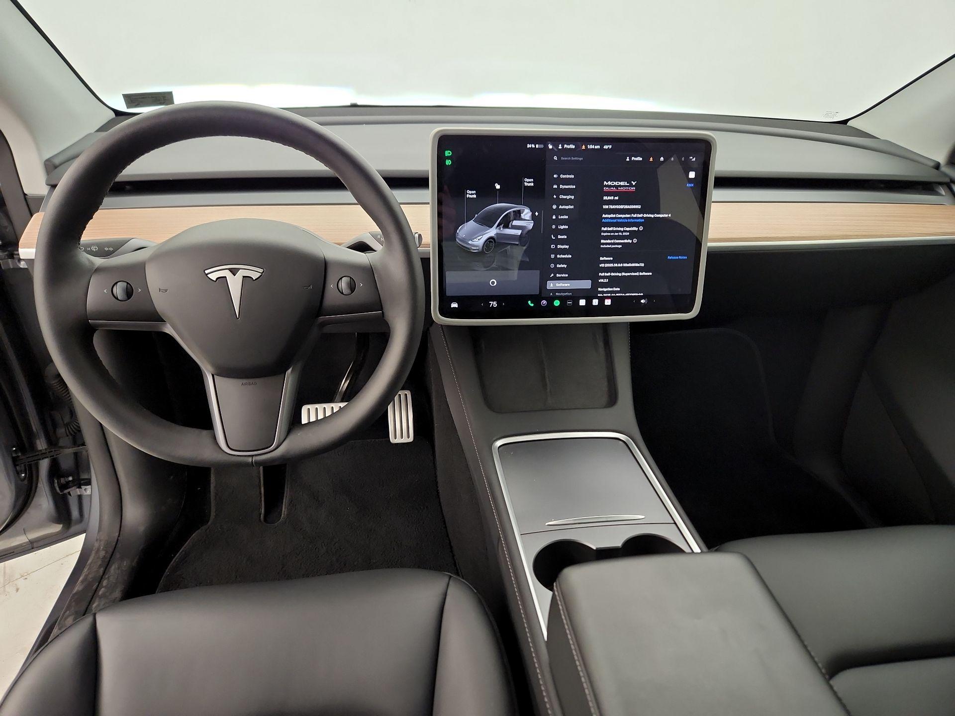 Thumbnail: 2025 Tesla Model Y - 9