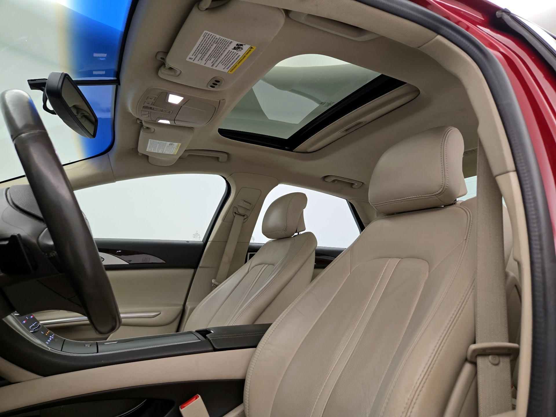 Thumbnail: 2016 Lincoln MKZ - 20