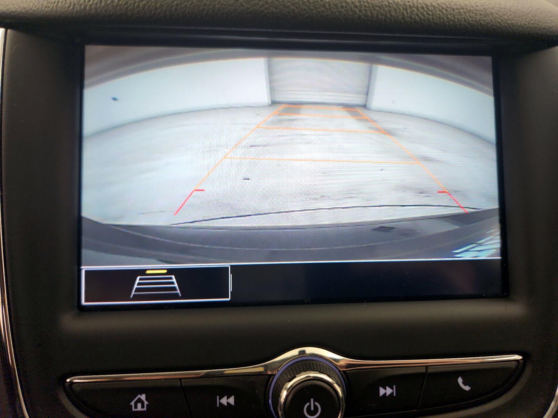 Thumbnail: 2019 Chevrolet Cruze - 14