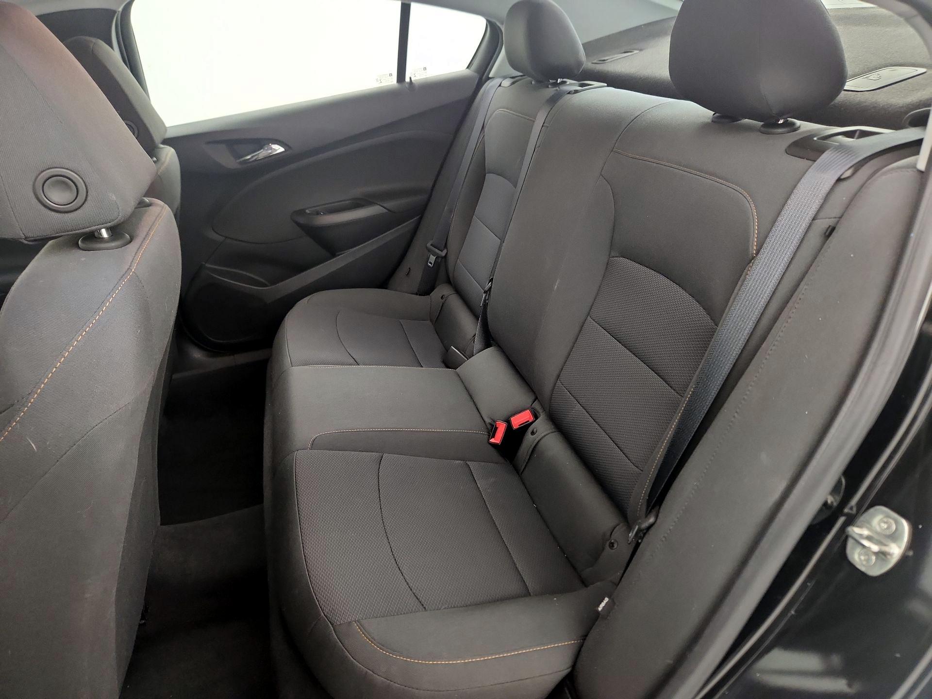 Thumbnail: 2019 Chevrolet Cruze - 19