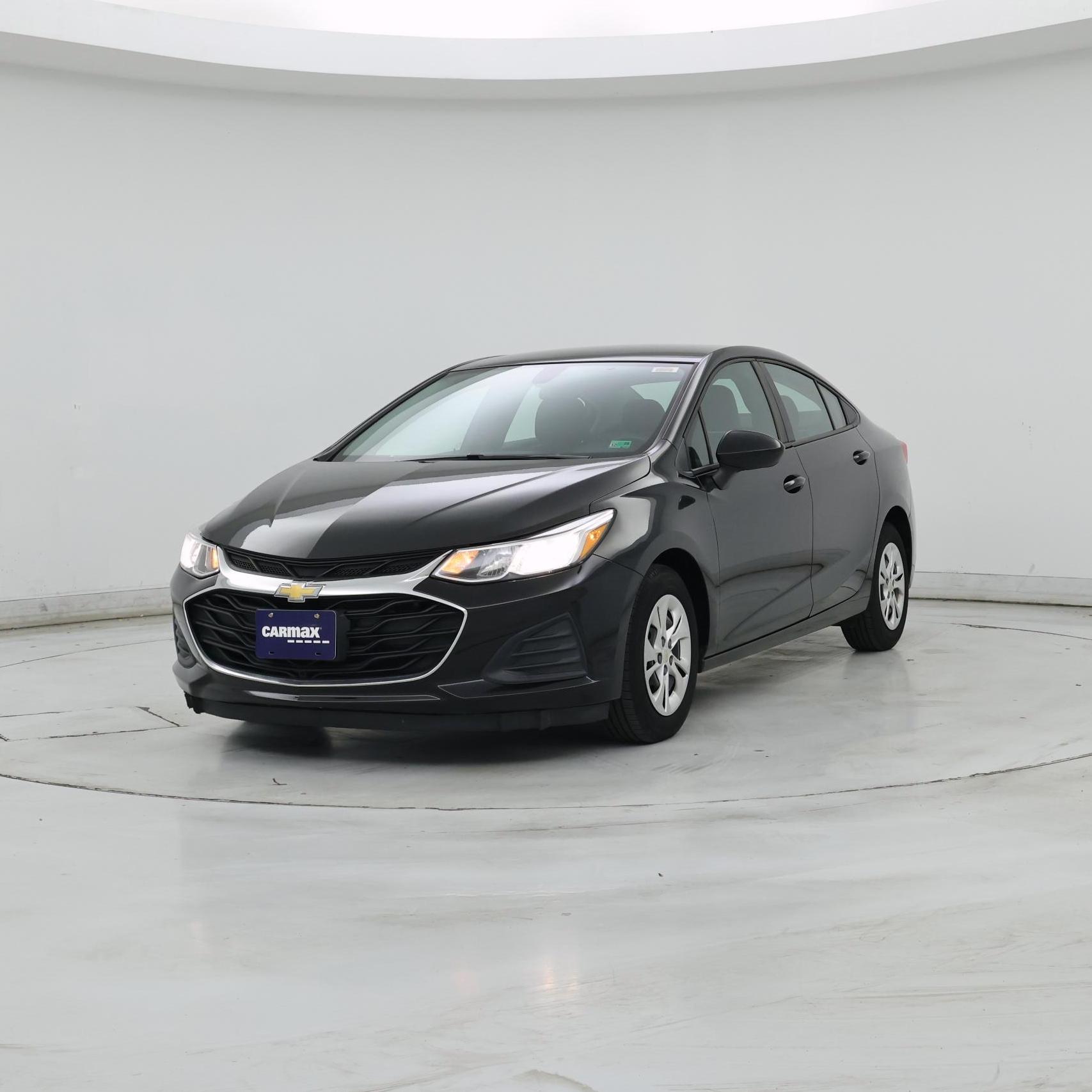 Thumbnail: 2019 Chevrolet Cruze - 4