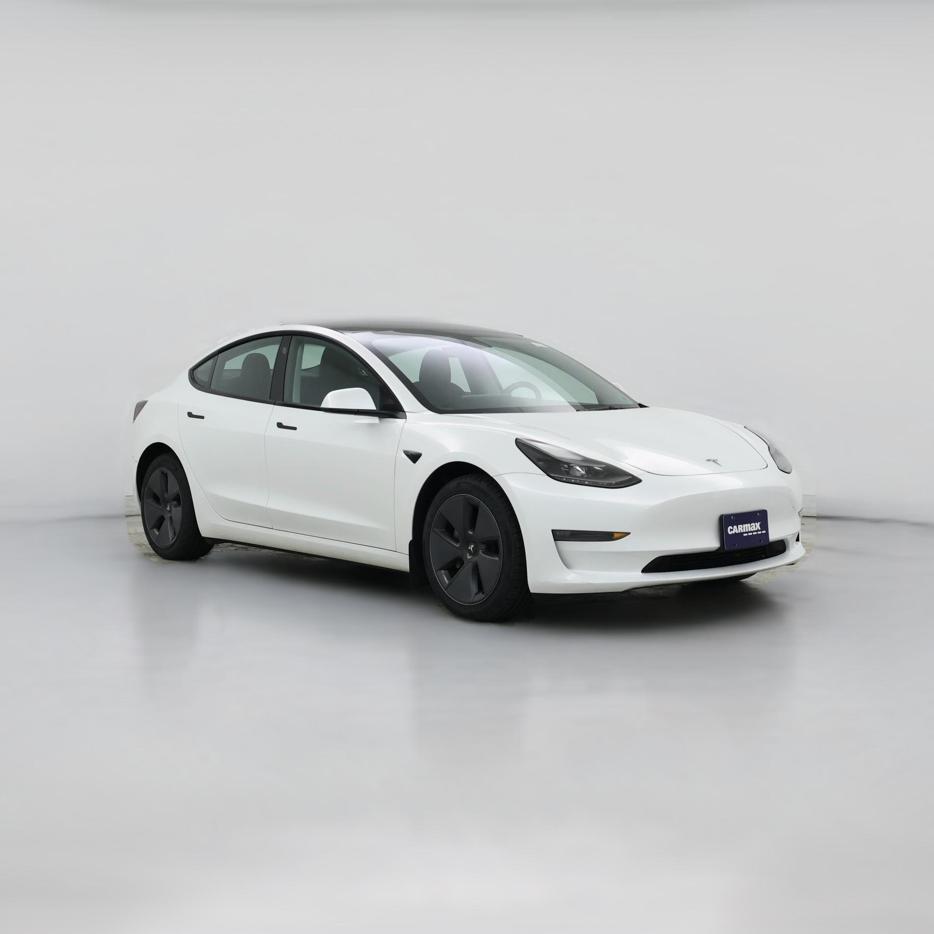 Thumbnail: 2023 Tesla Model 3 - 1