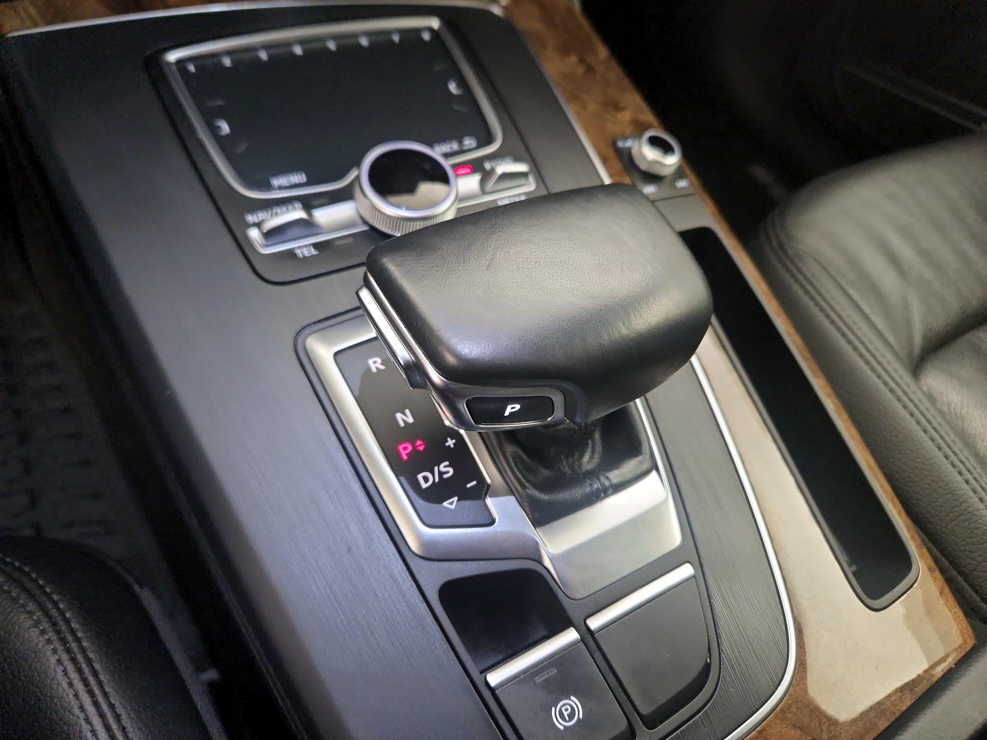 Thumbnail: 2018 Audi Q5 - 17