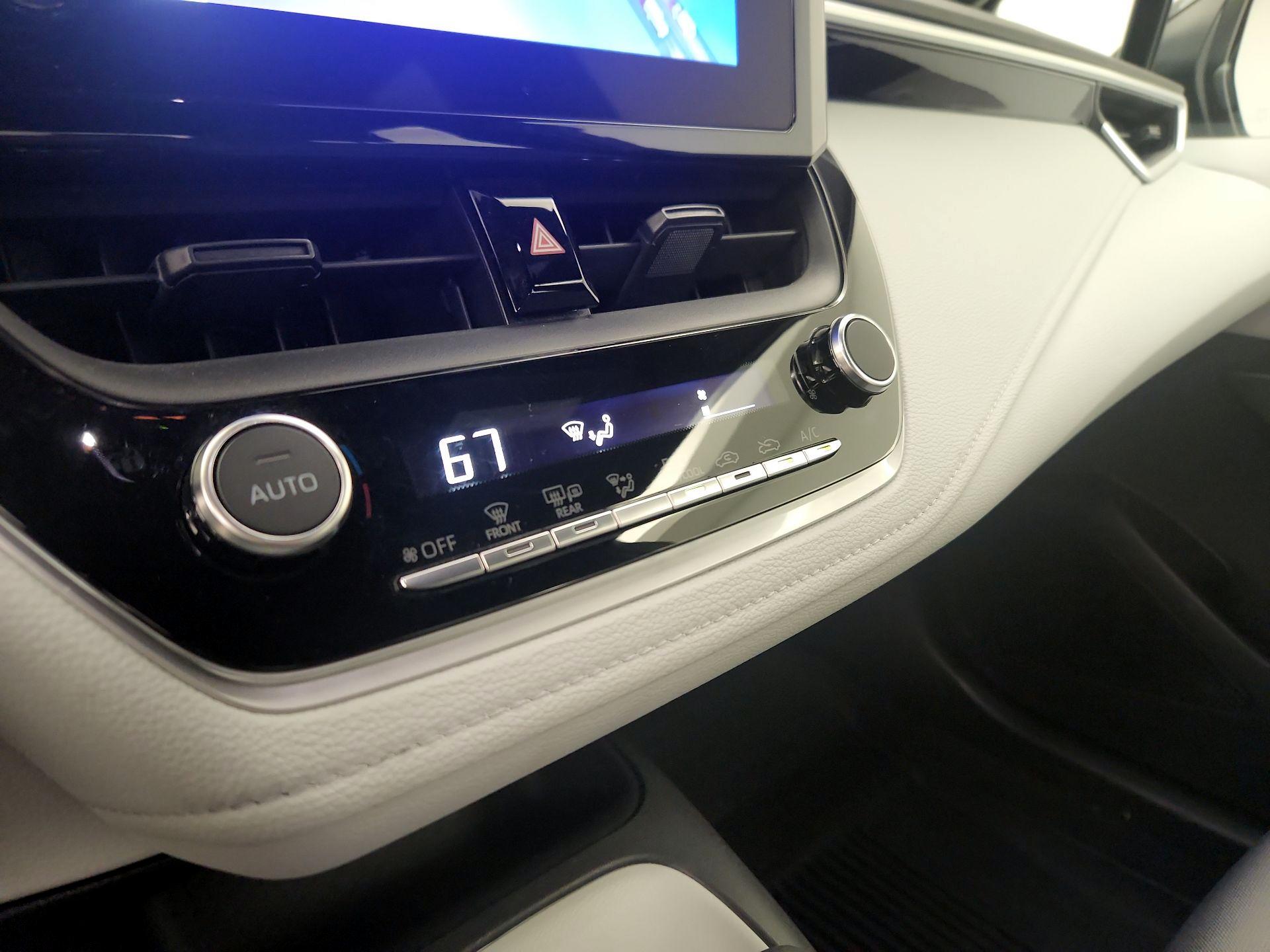 Thumbnail: 2023 Toyota Corolla - 16