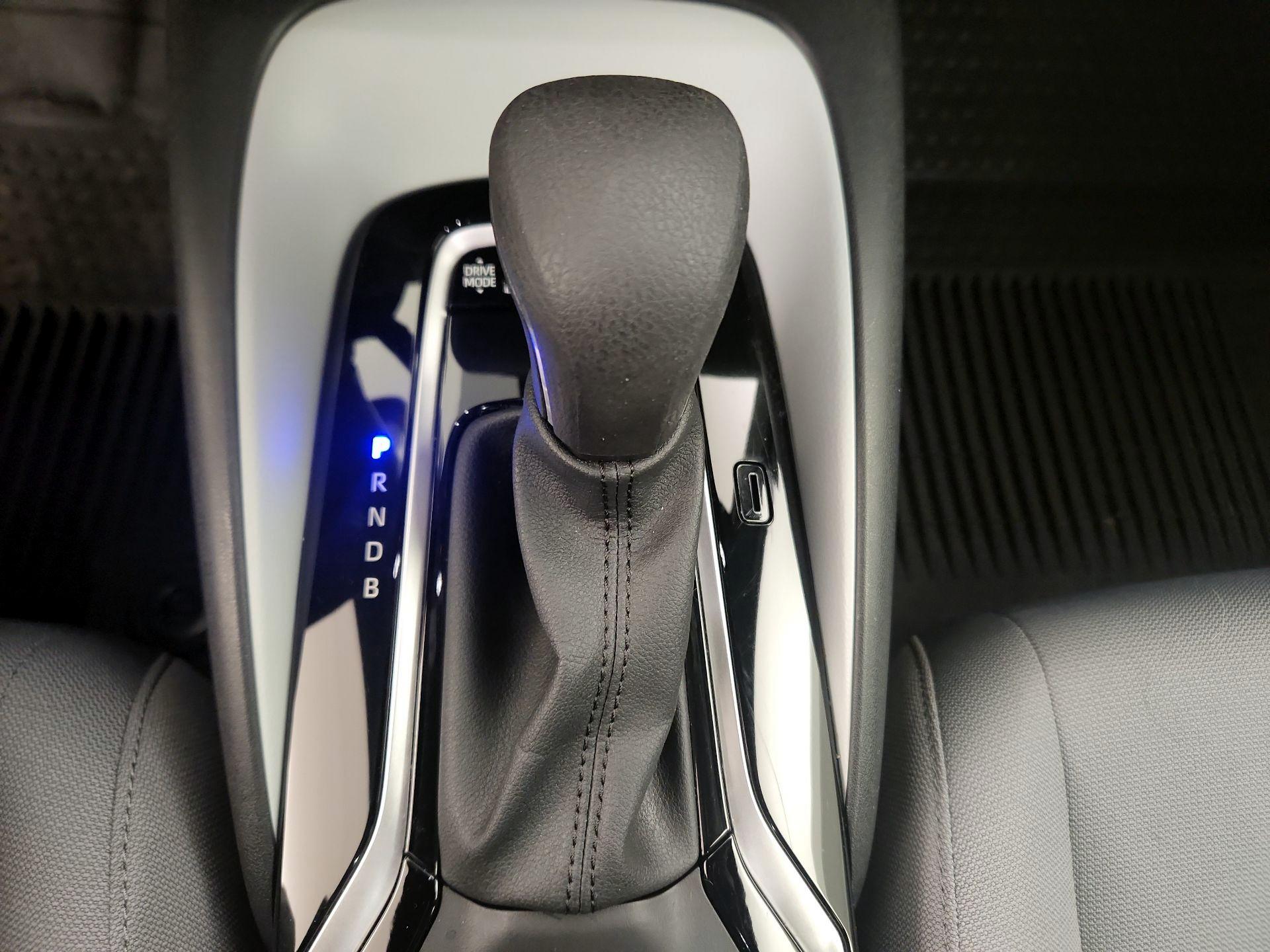 Thumbnail: 2023 Toyota Corolla - 17