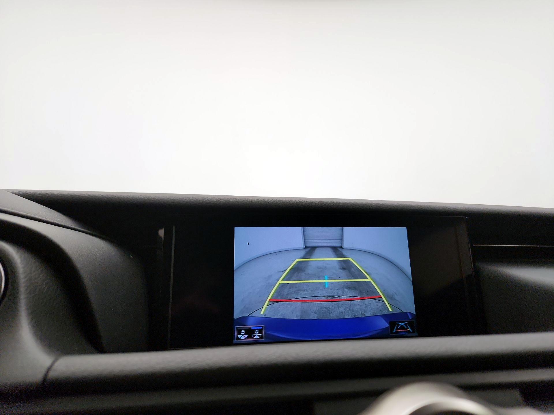 Thumbnail: 2020 Lexus RC - 15