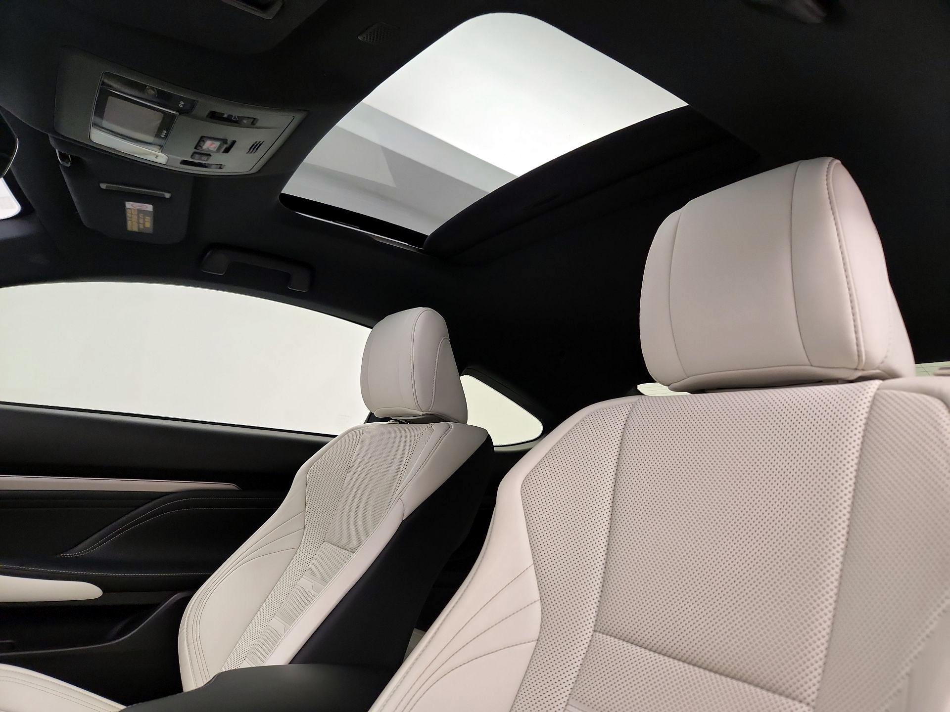 Thumbnail: 2020 Lexus RC - 20