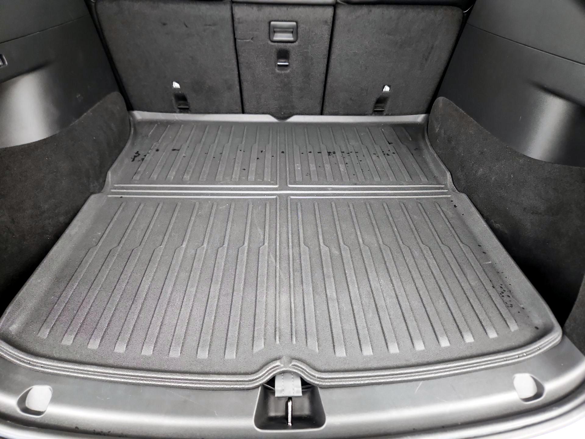 Thumbnail: 2022 Tesla Model Y - 20