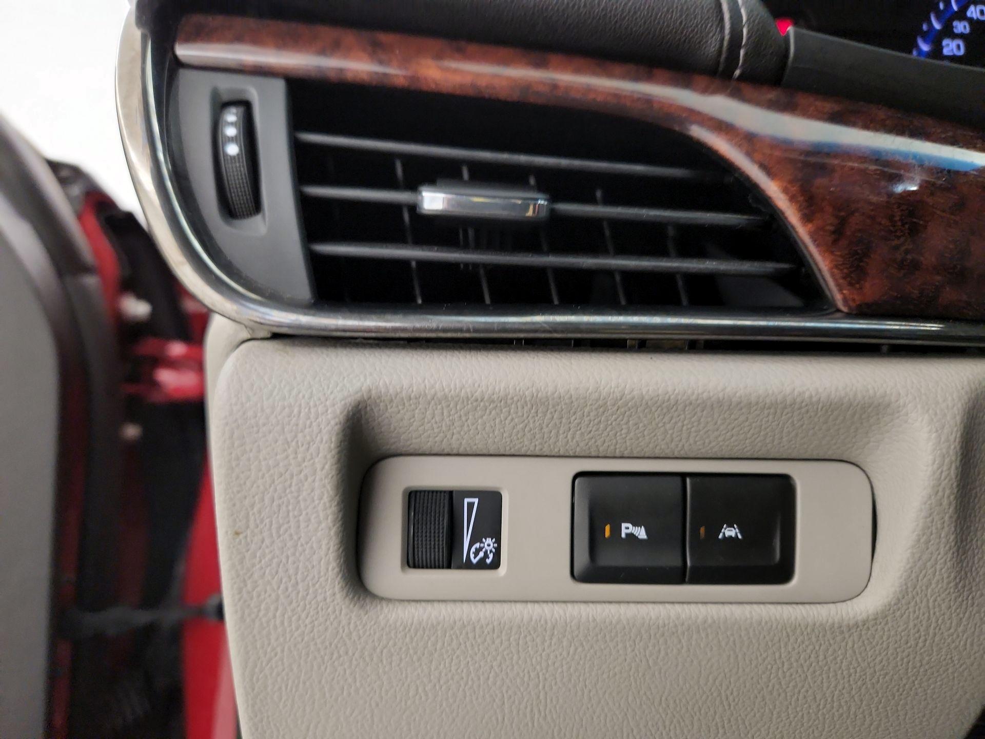 Thumbnail: 2015 Cadillac ATS - 13