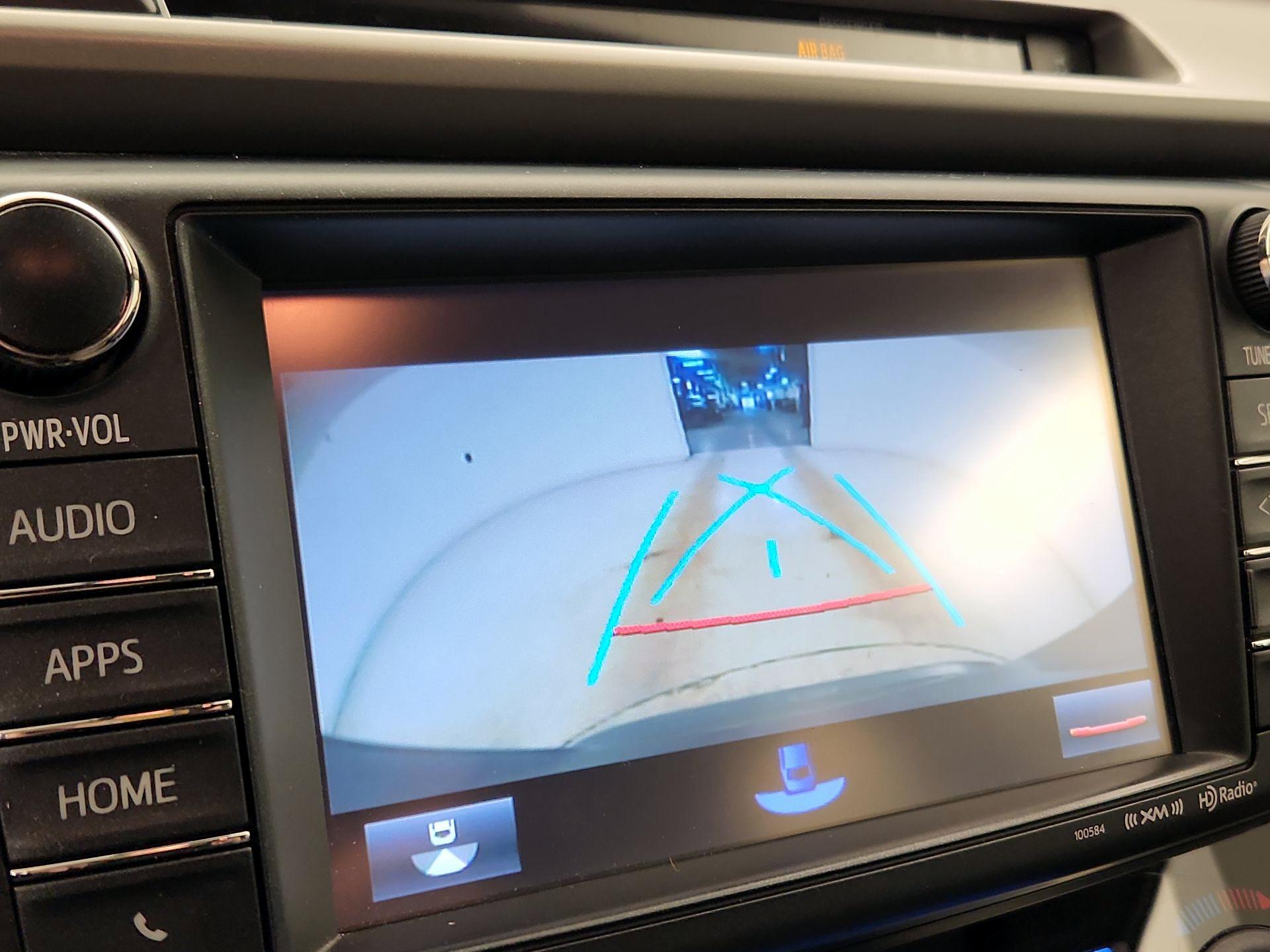 Thumbnail: 2017 Toyota RAV4 - 15