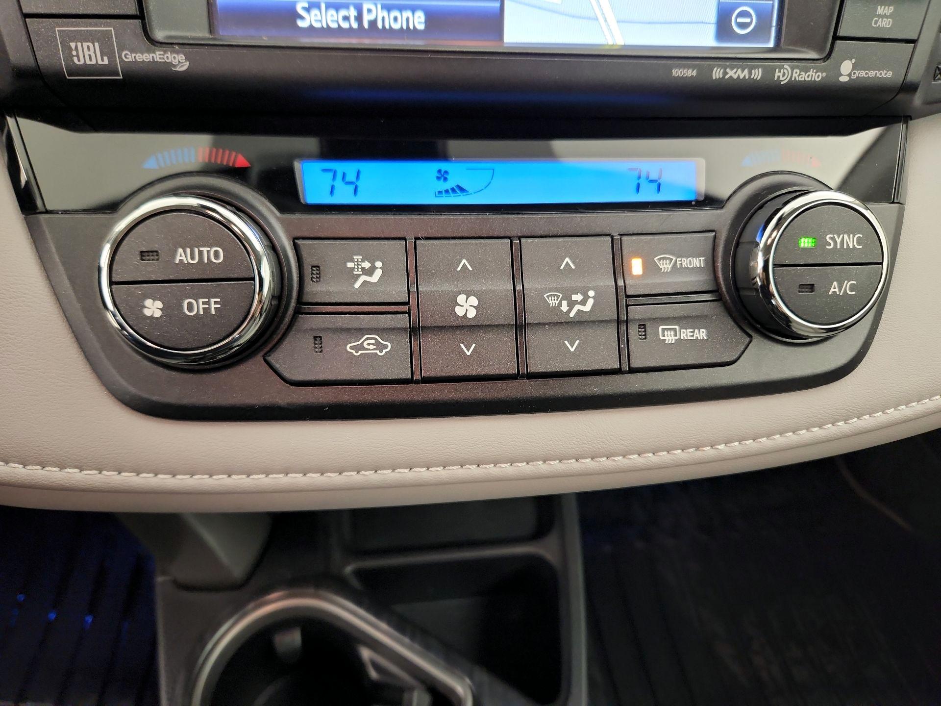 Thumbnail: 2017 Toyota RAV4 - 17