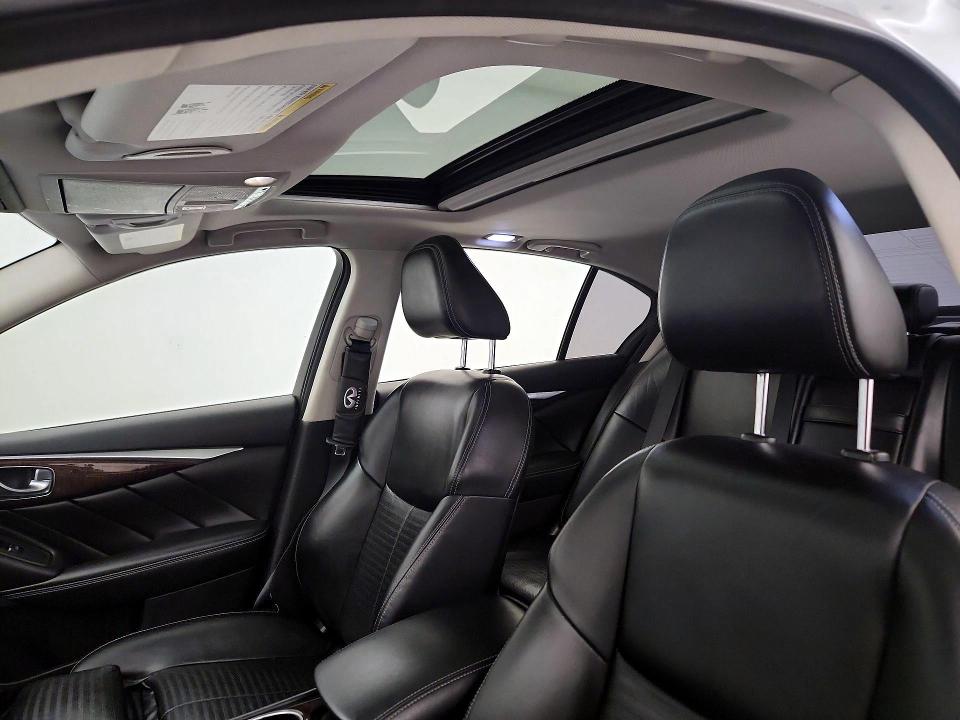 Thumbnail: 2016 INFINITI  - 20