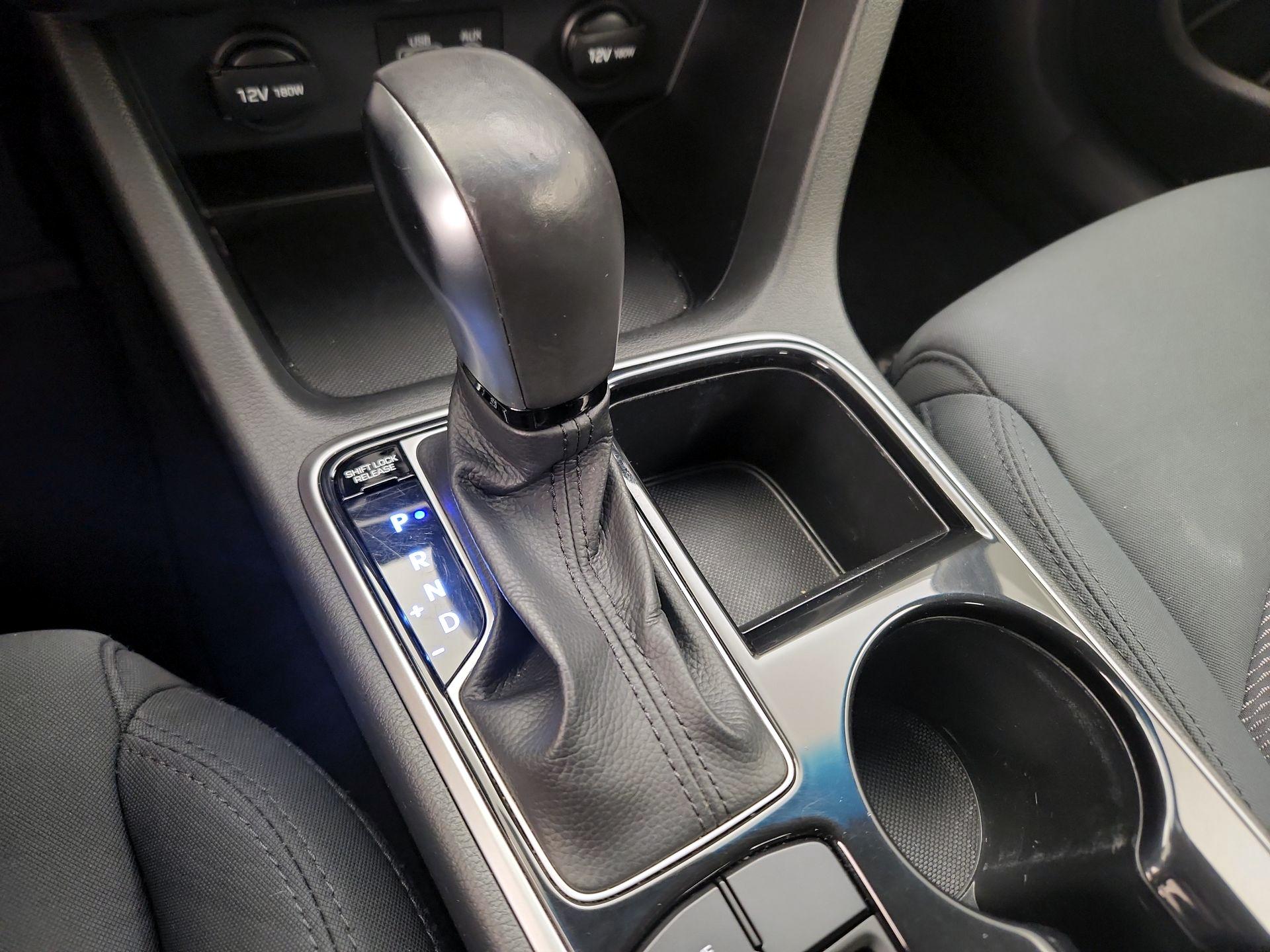 Thumbnail: 2018 Hyundai Sonata - 17