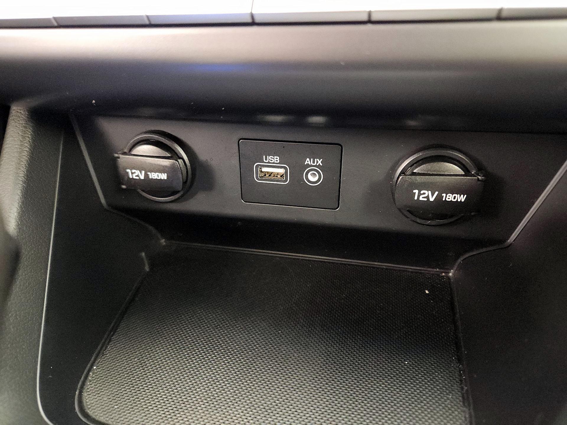 Thumbnail: 2018 Hyundai Sonata - 18