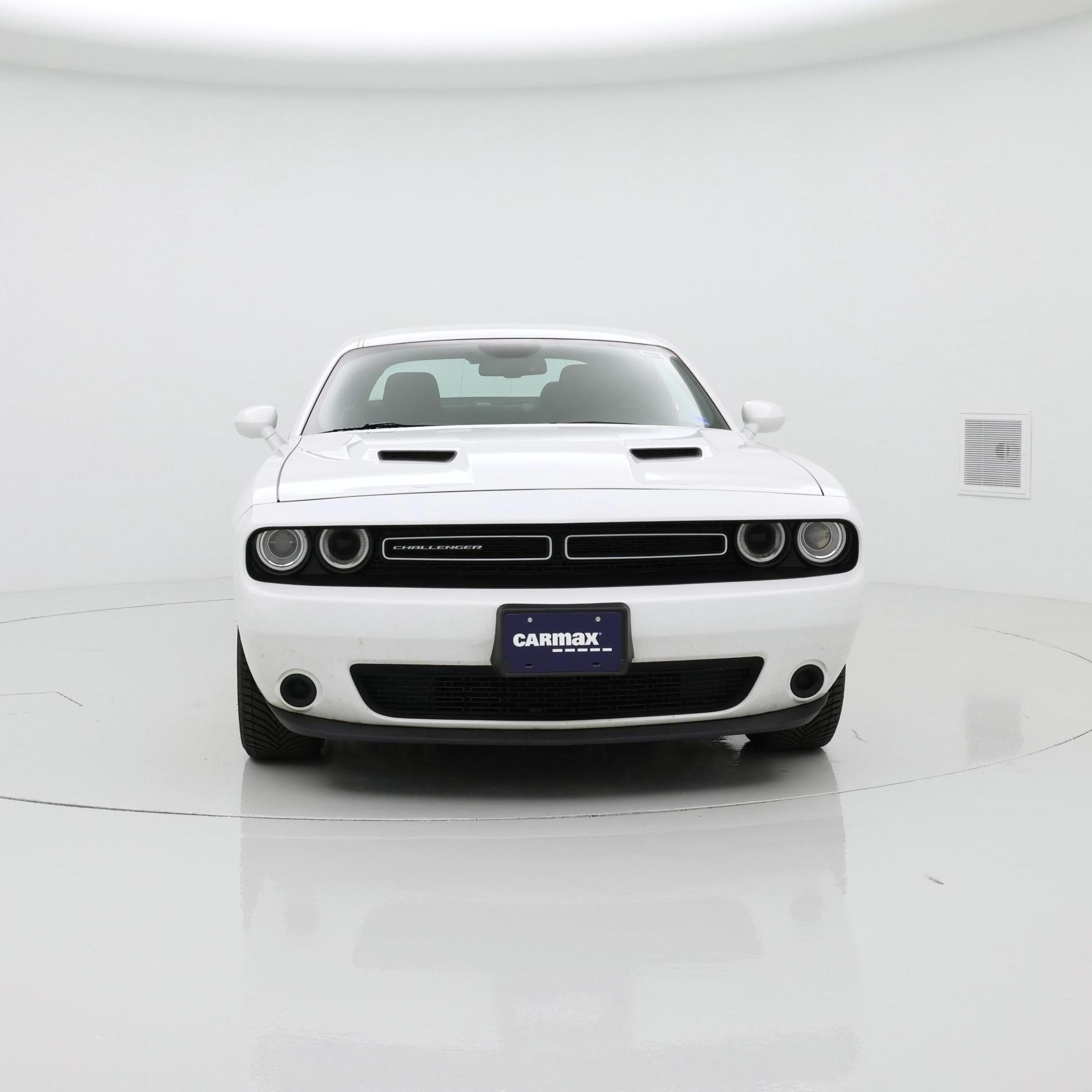 Thumbnail: 2019 Dodge Challenger - 5