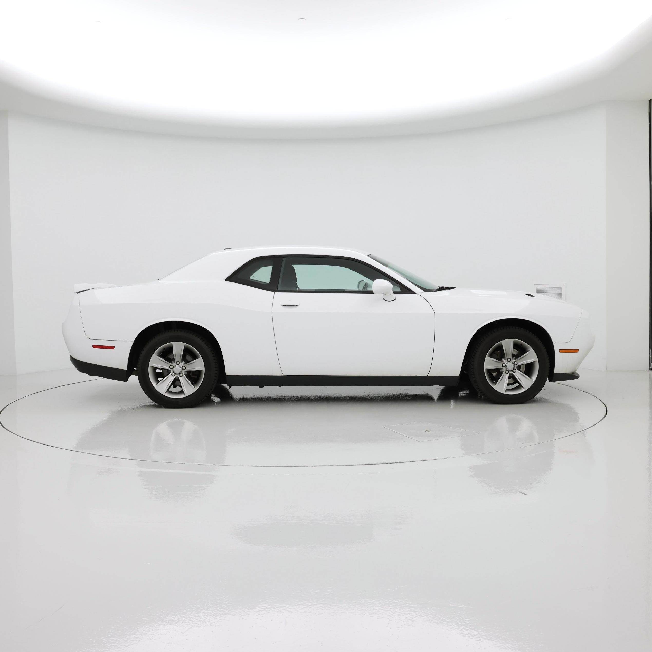 Thumbnail: 2019 Dodge Challenger - 7