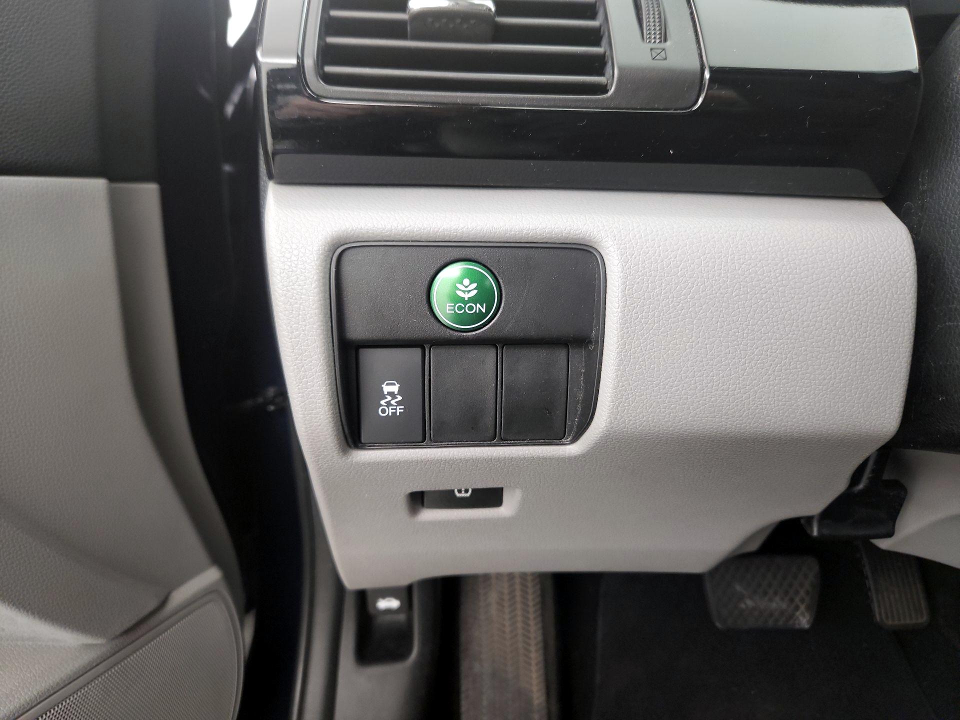 Thumbnail: 2017 Honda Accord - 13