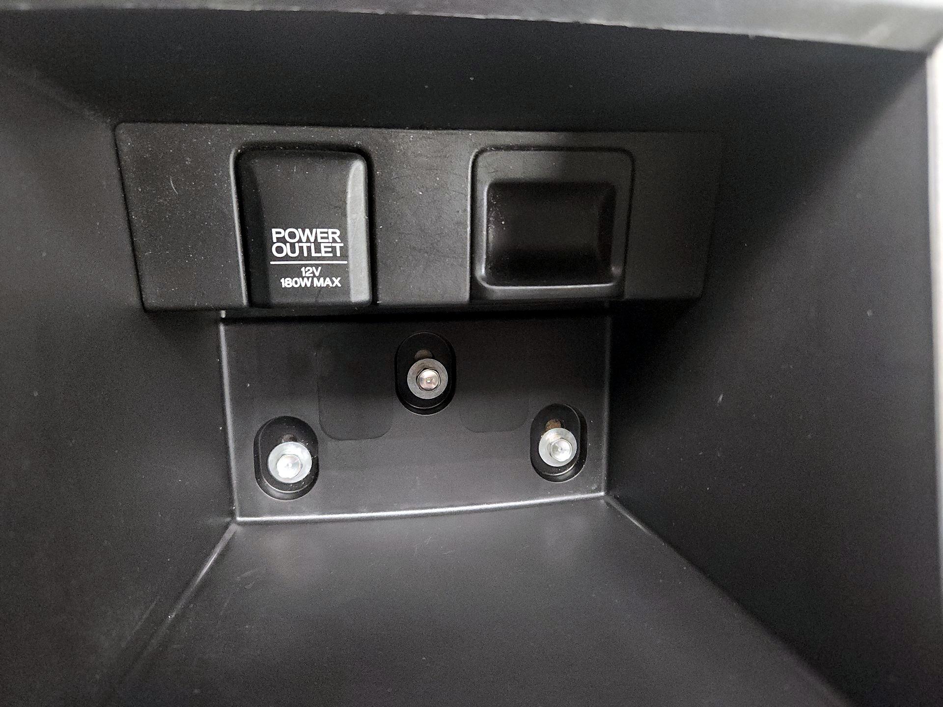 Thumbnail: 2017 Honda Accord - 18