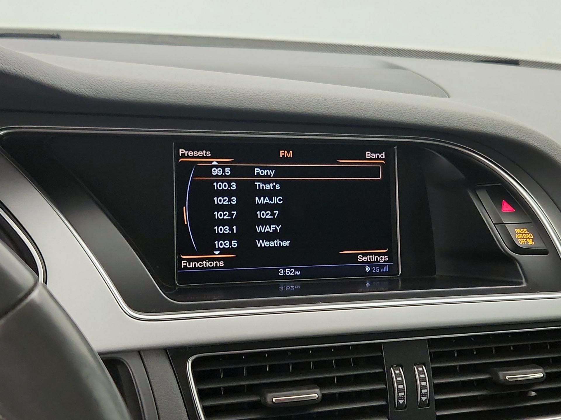 Thumbnail: 2016 Audi A4 - 16